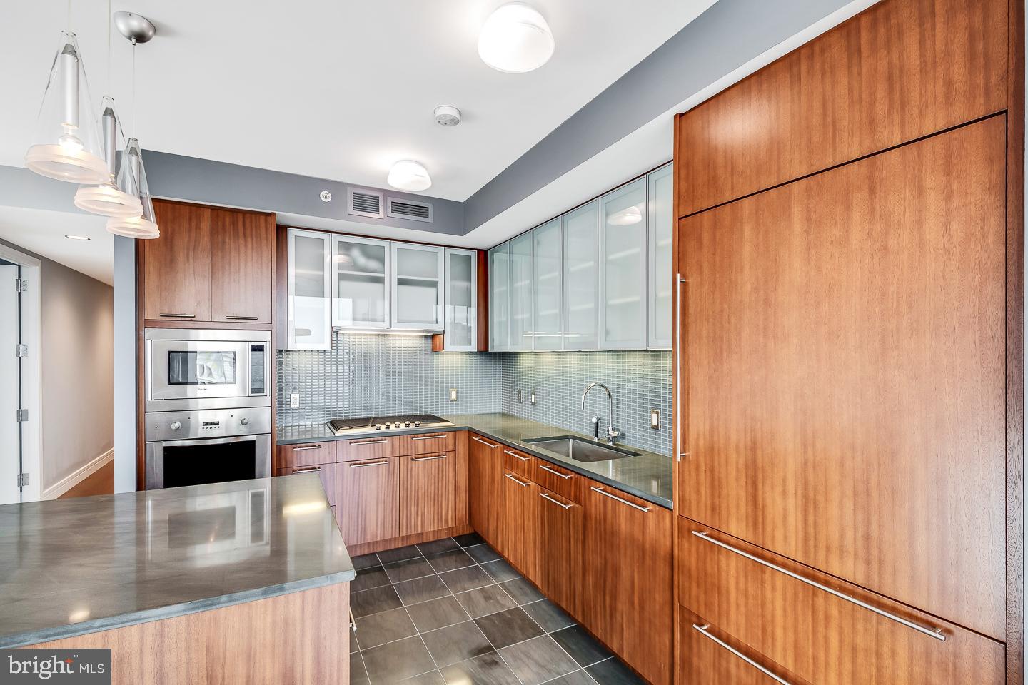 CENTER CITY - Residential