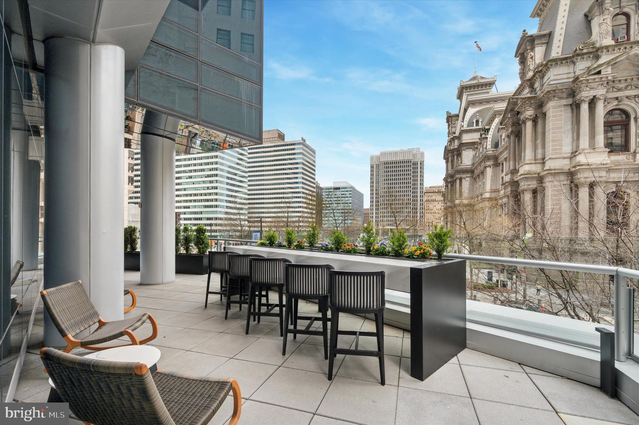 CENTER CITY - Residential
