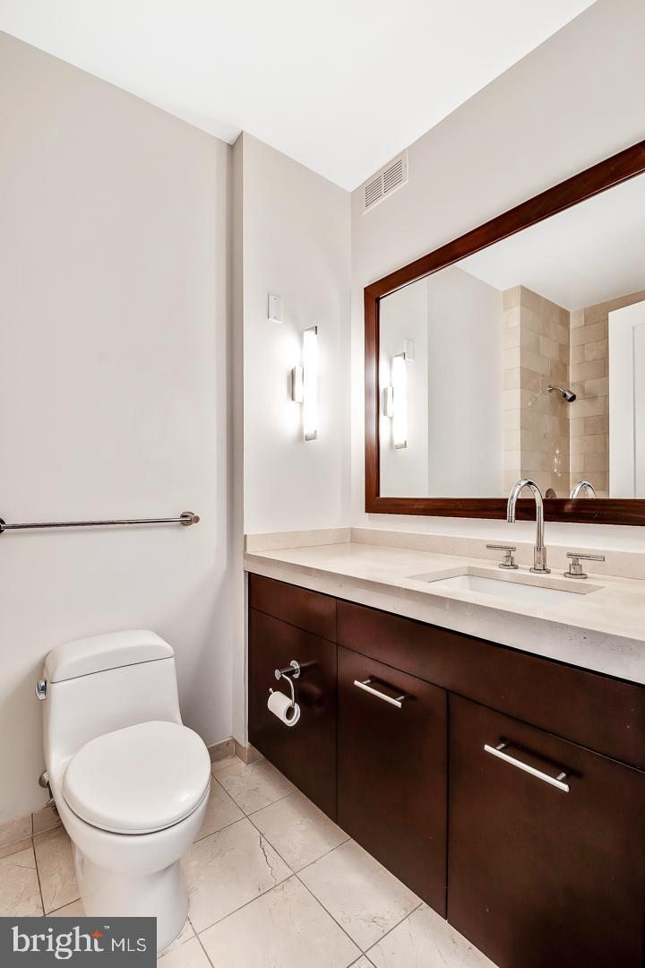 CENTER CITY - Residential