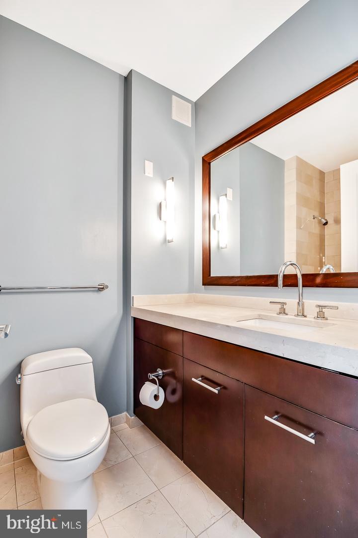 CENTER CITY - Residential