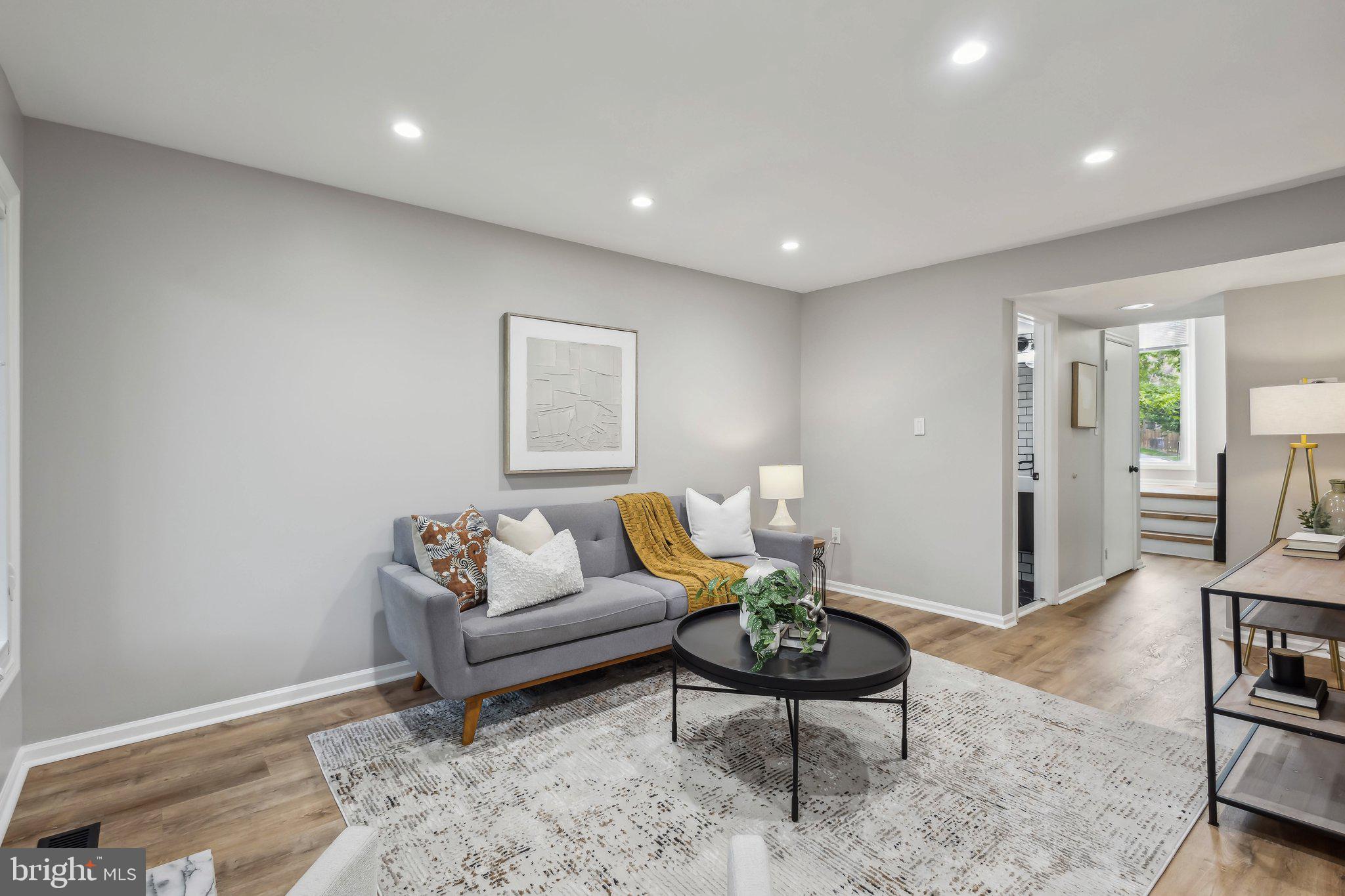 POTOMAC FAIRWAYS - Residential