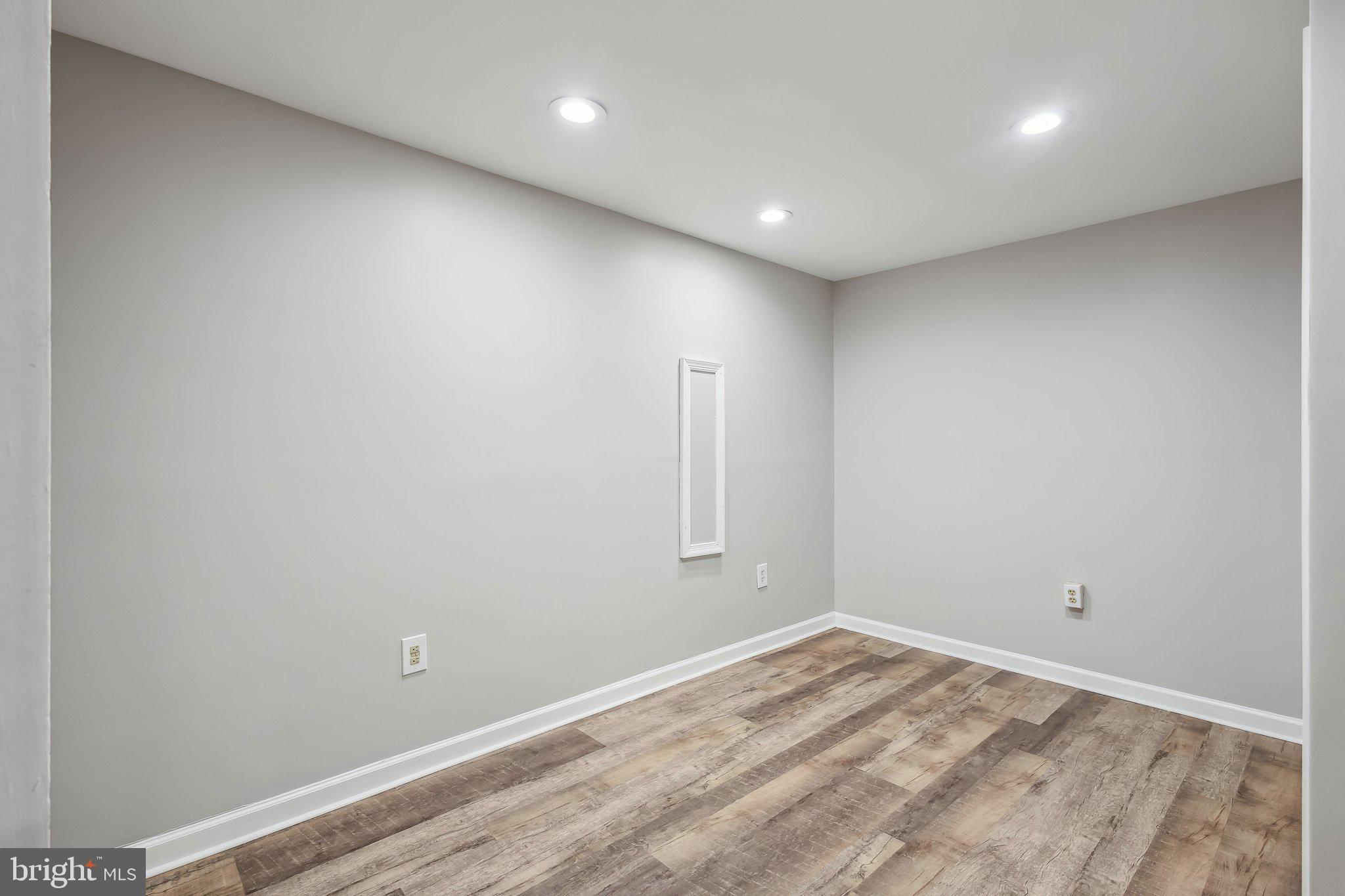 POTOMAC FAIRWAYS - Residential