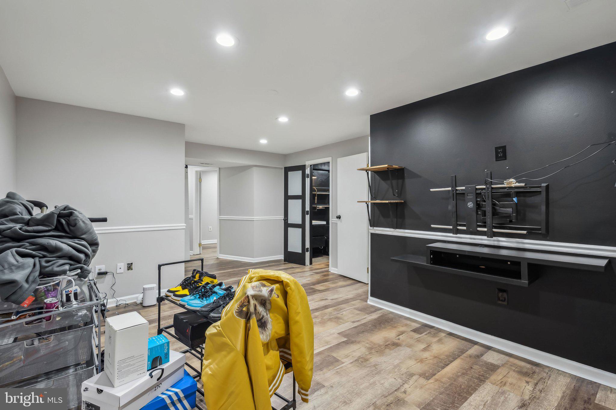 POTOMAC FAIRWAYS - Residential