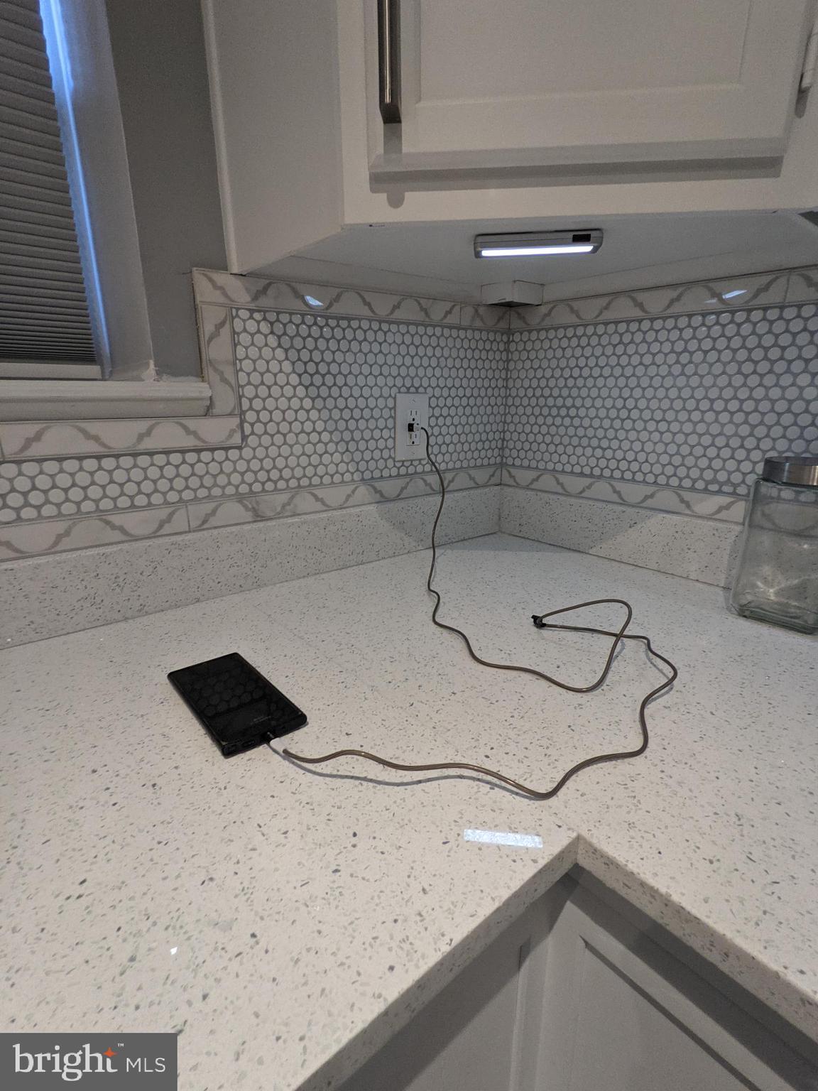 APPLEGATE CONDO - Residential