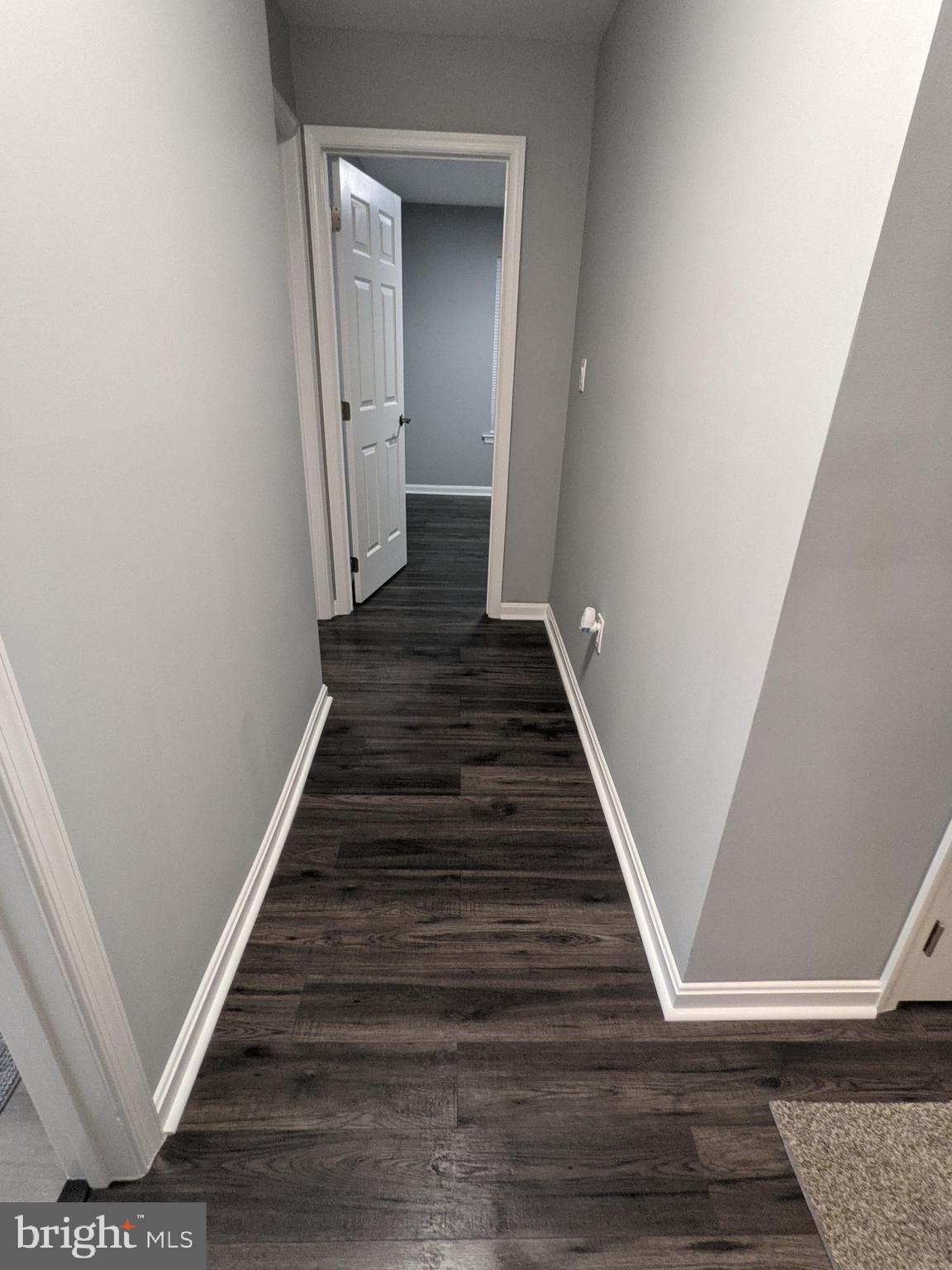 APPLEGATE CONDO - Residential