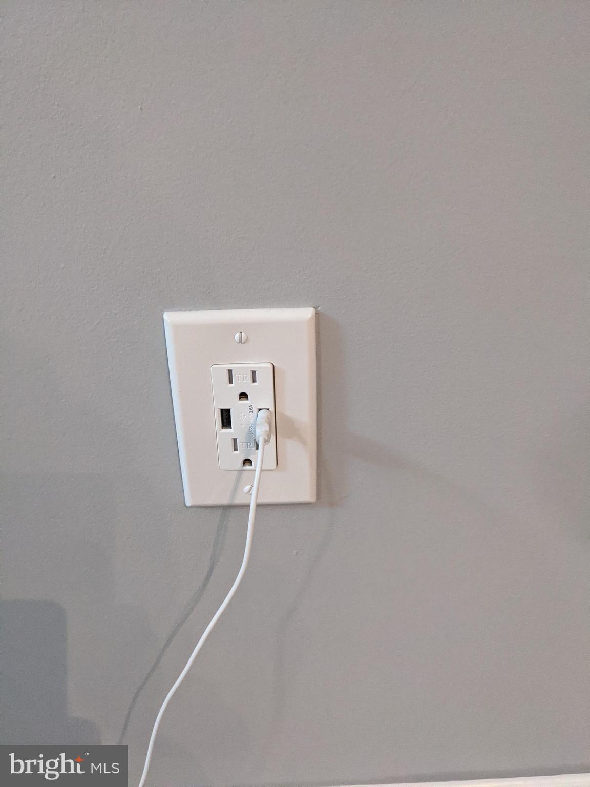 APPLEGATE CONDO - Residential