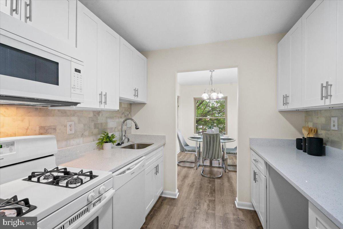 MARLOW TOWERS CONDOMINIUMS - Residential