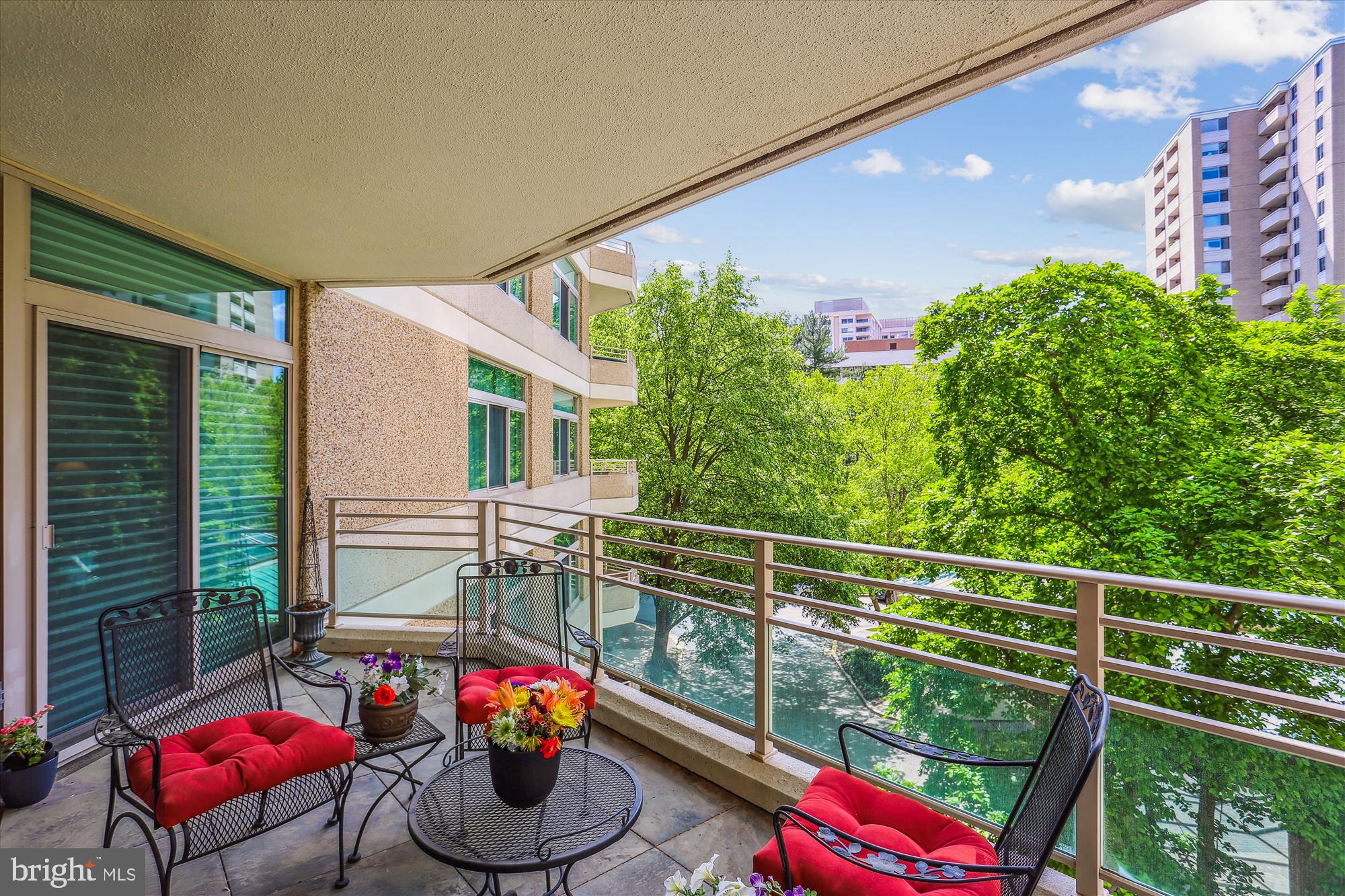 SOMERSET HOUSE CONDOS - Residential