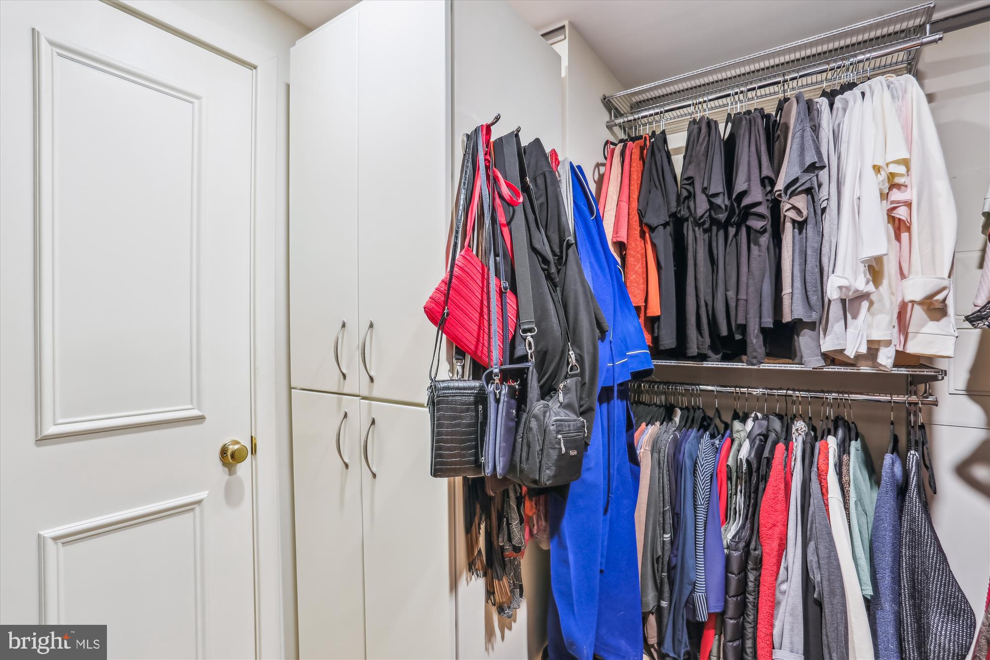 SOMERSET HOUSE CONDOS - Residential