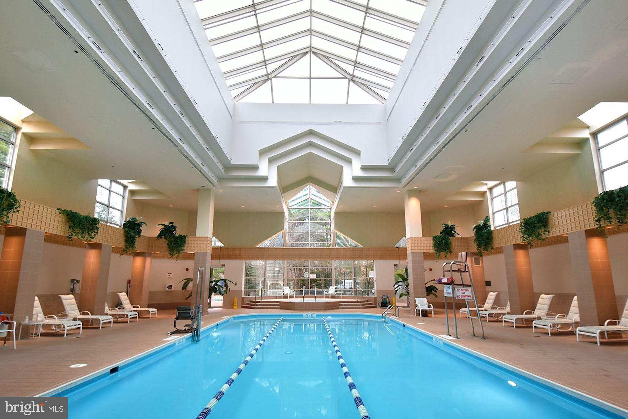 SOMERSET HOUSE CONDOS - Residential