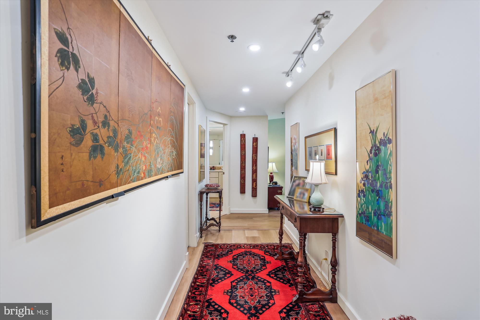 SOMERSET HOUSE CONDOS - Residential