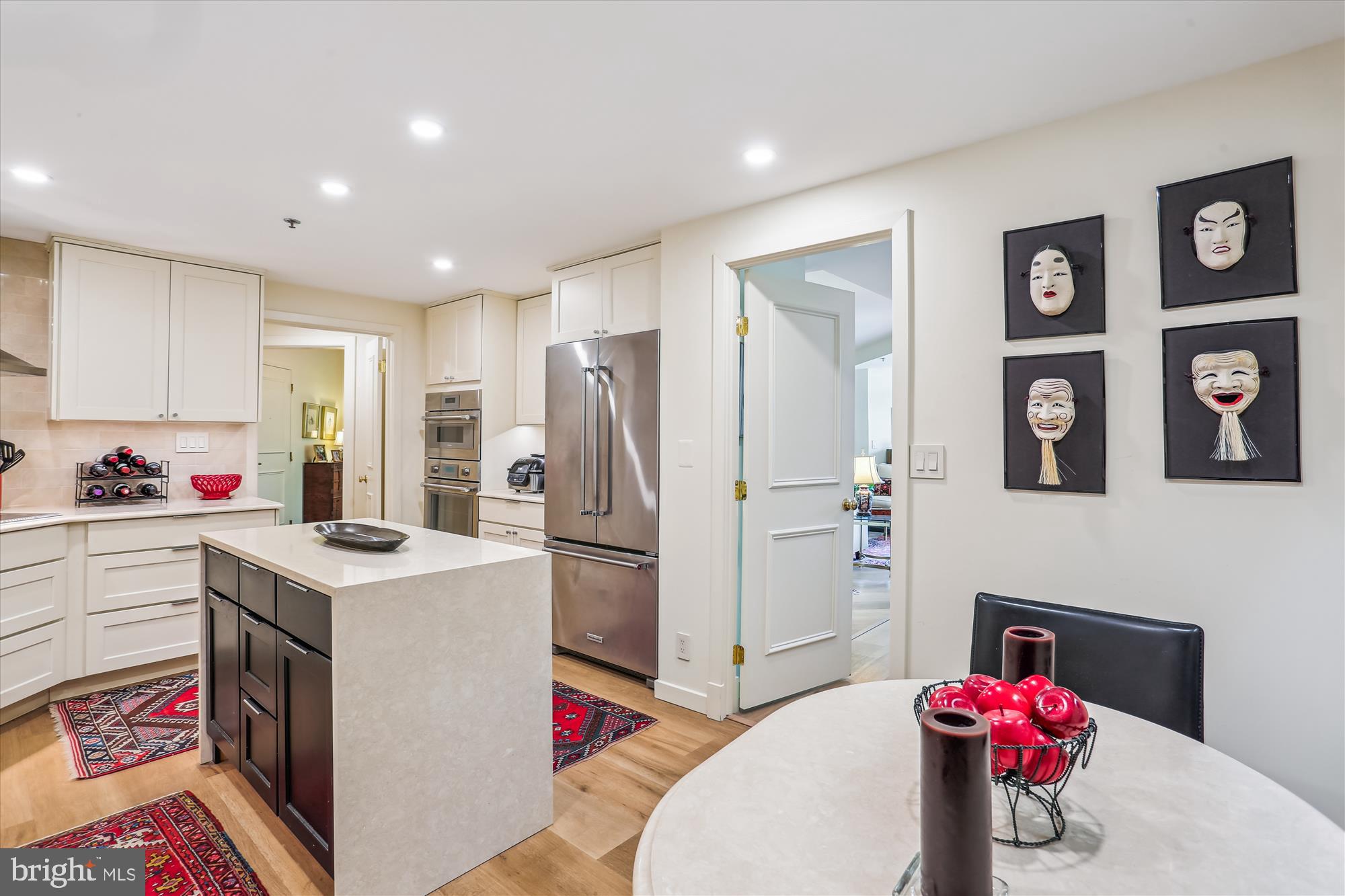 SOMERSET HOUSE CONDOS - Residential