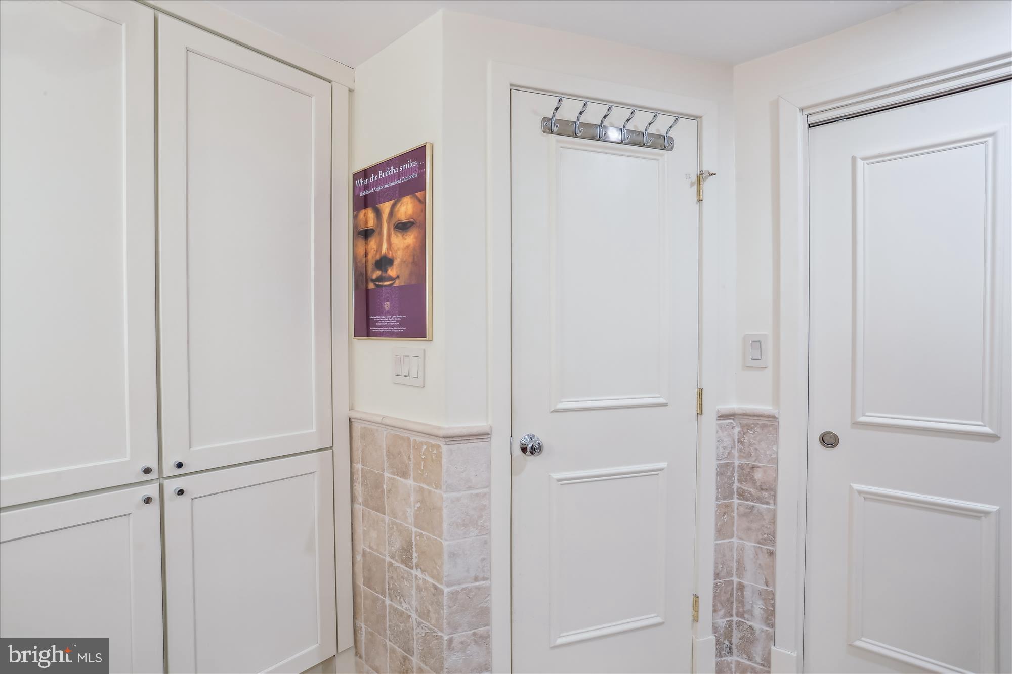 SOMERSET HOUSE CONDOS - Residential