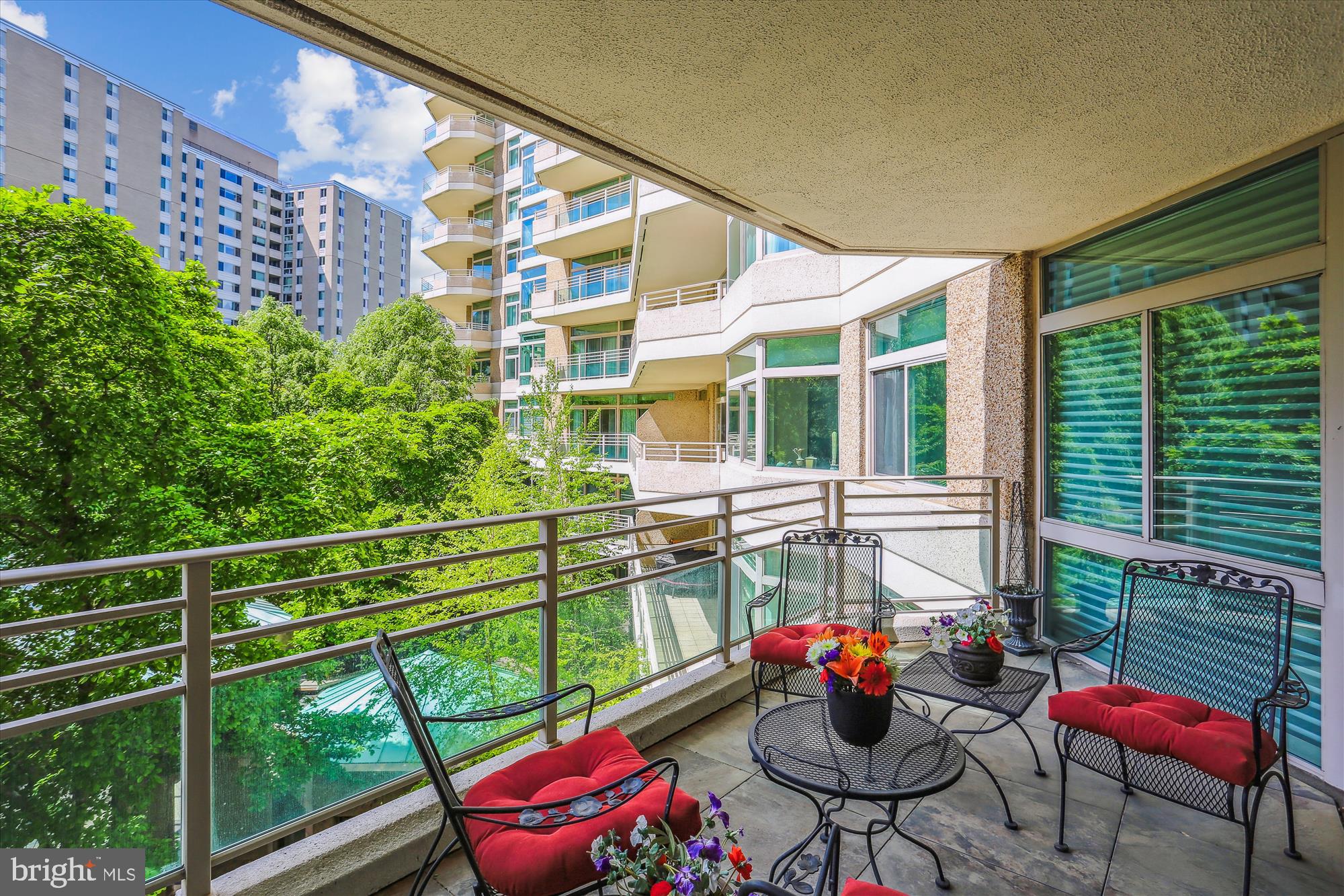 SOMERSET HOUSE CONDOS - Residential