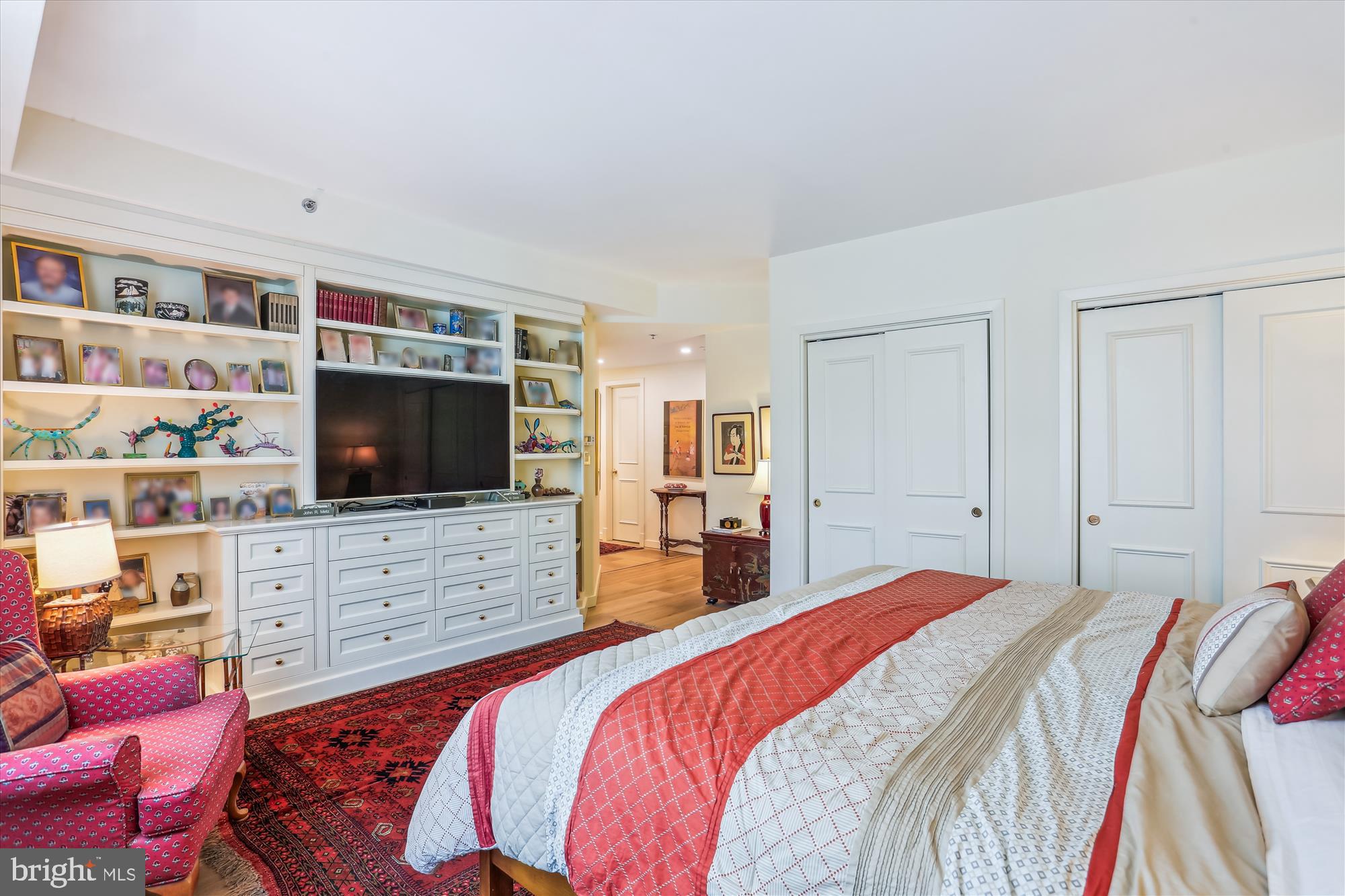 SOMERSET HOUSE CONDOS - Residential