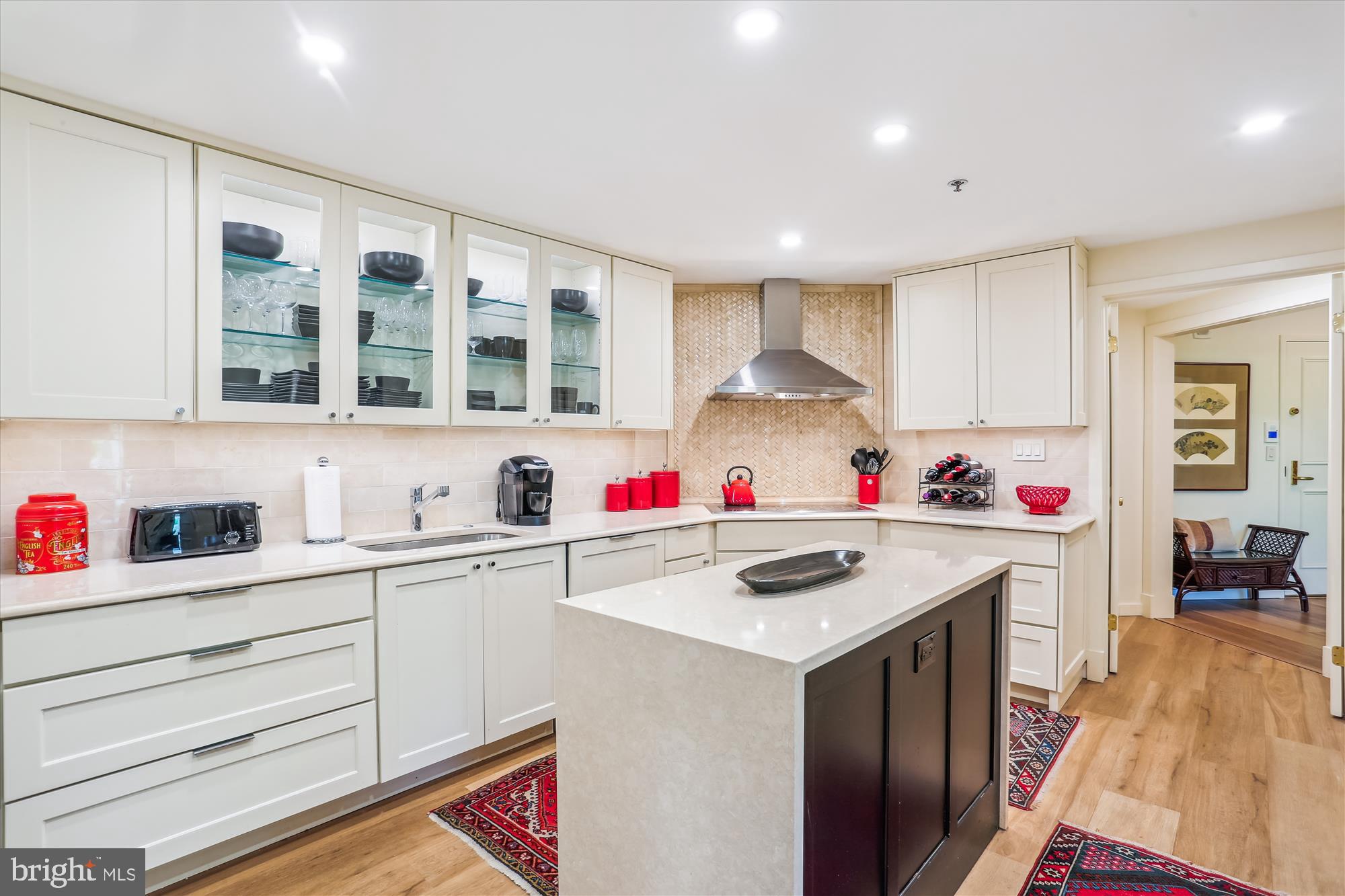 SOMERSET HOUSE CONDOS - Residential