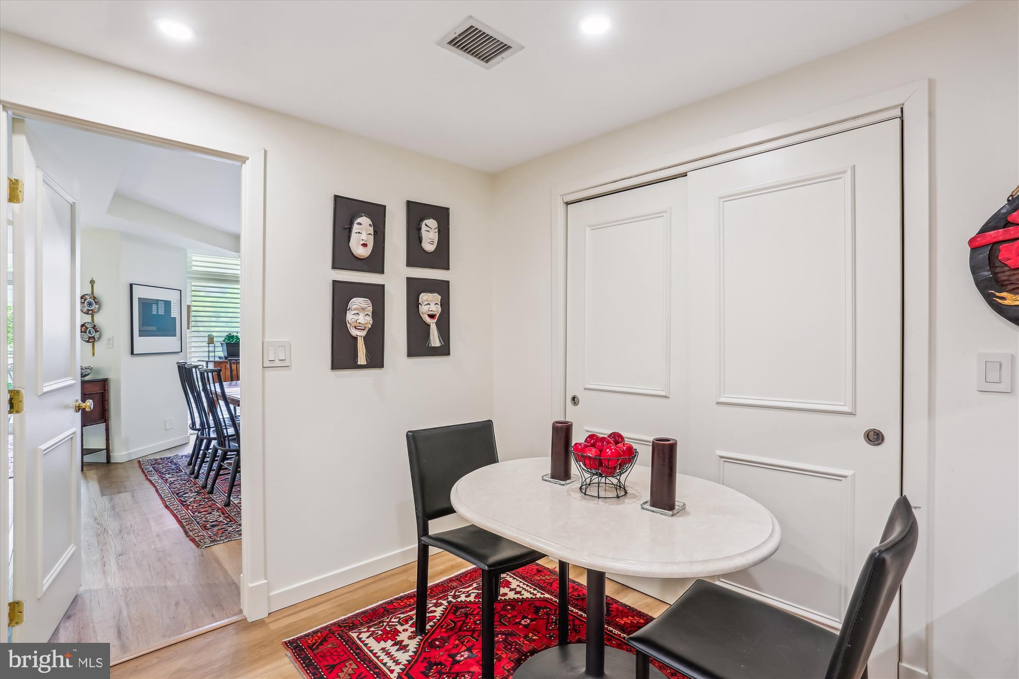 SOMERSET HOUSE CONDOS - Residential