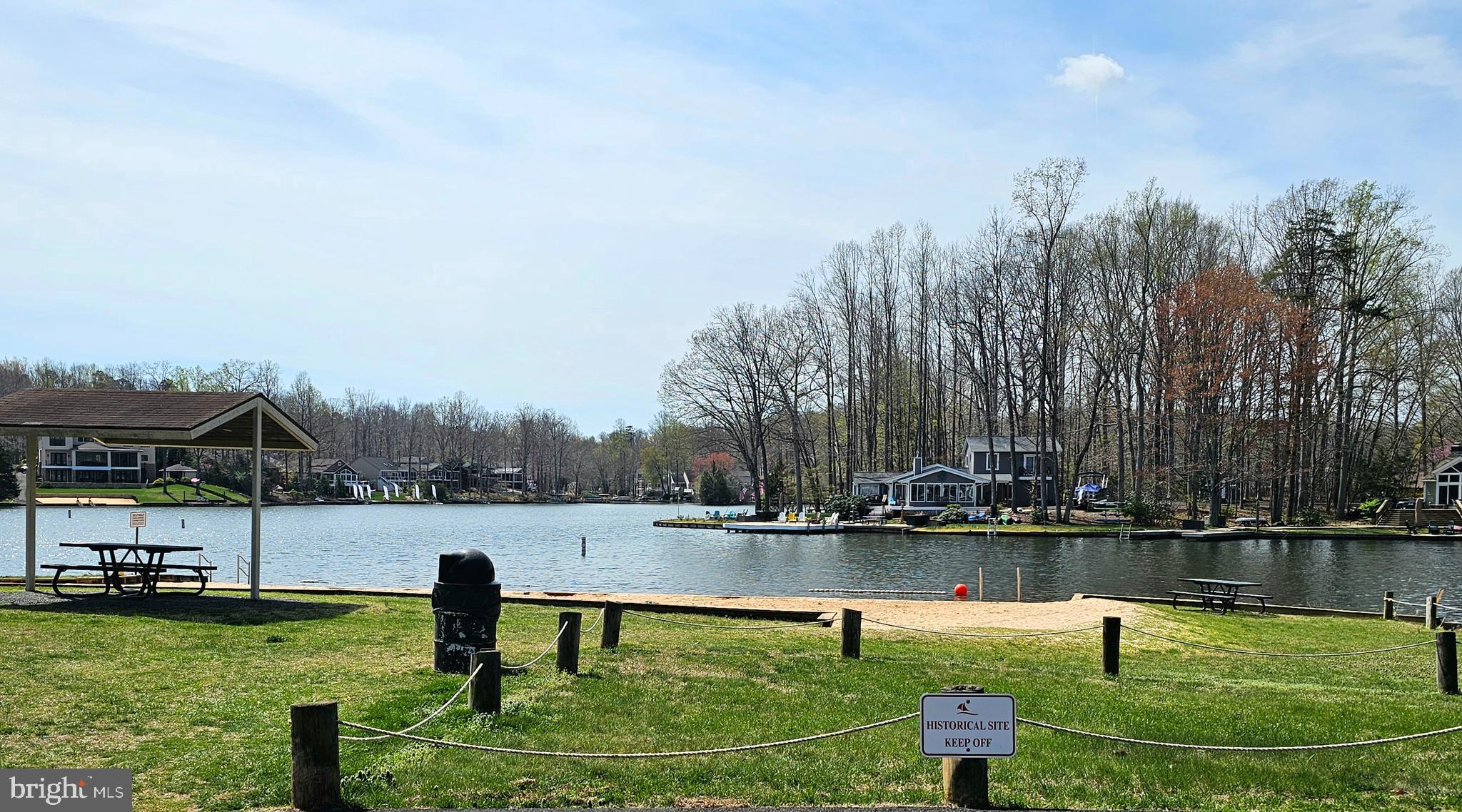 LAKE OF THE WOODS - Residential