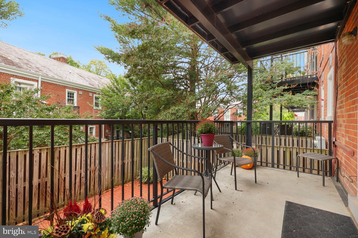 FAIRLINGTON VILLAGES - Residential