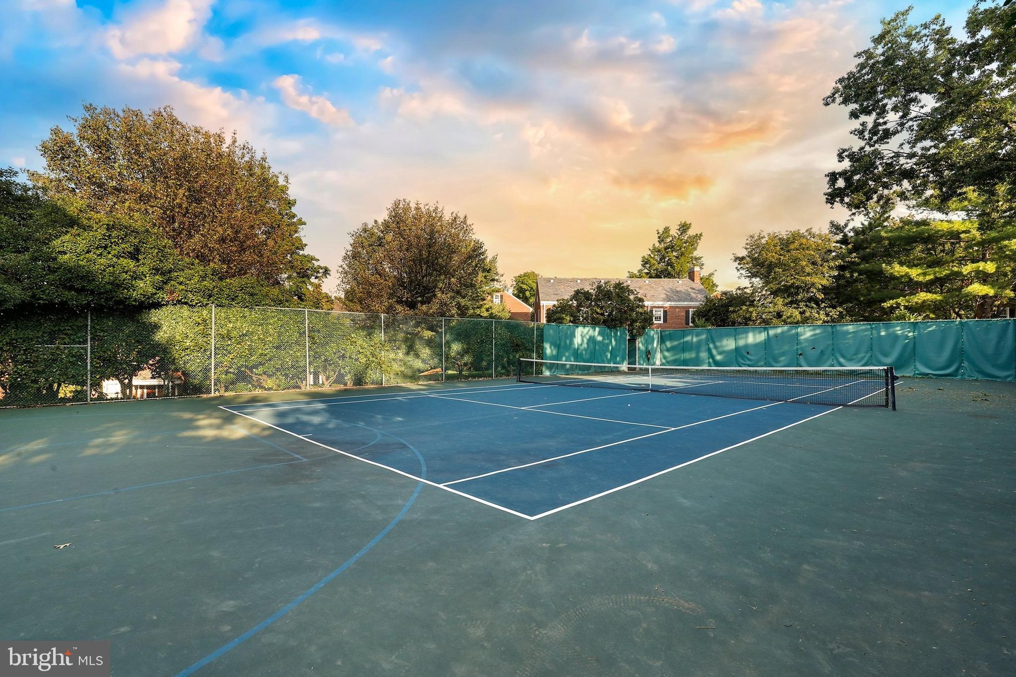 FAIRLINGTON VILLAGES - Residential