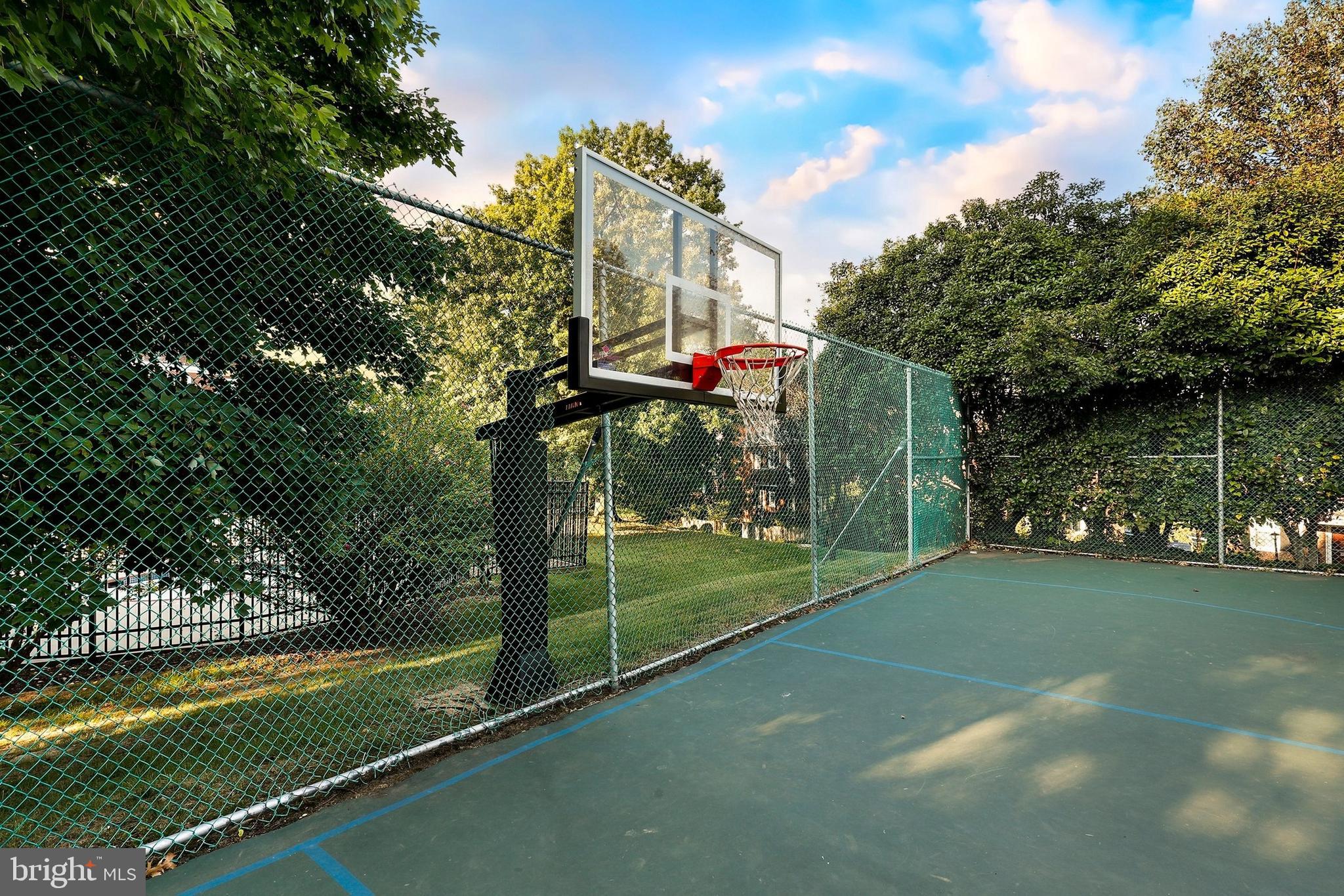 FAIRLINGTON VILLAGES - Residential