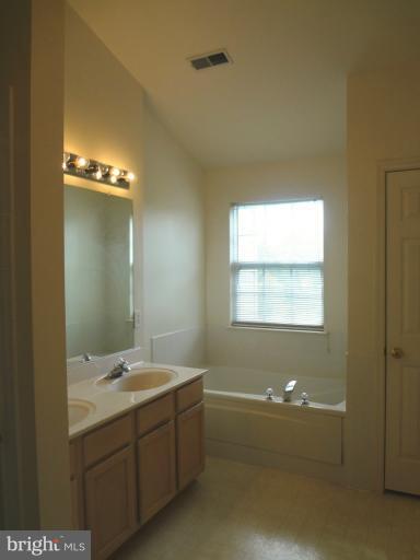 DANIEL'S MILL OVERLOOK - Residential Lease