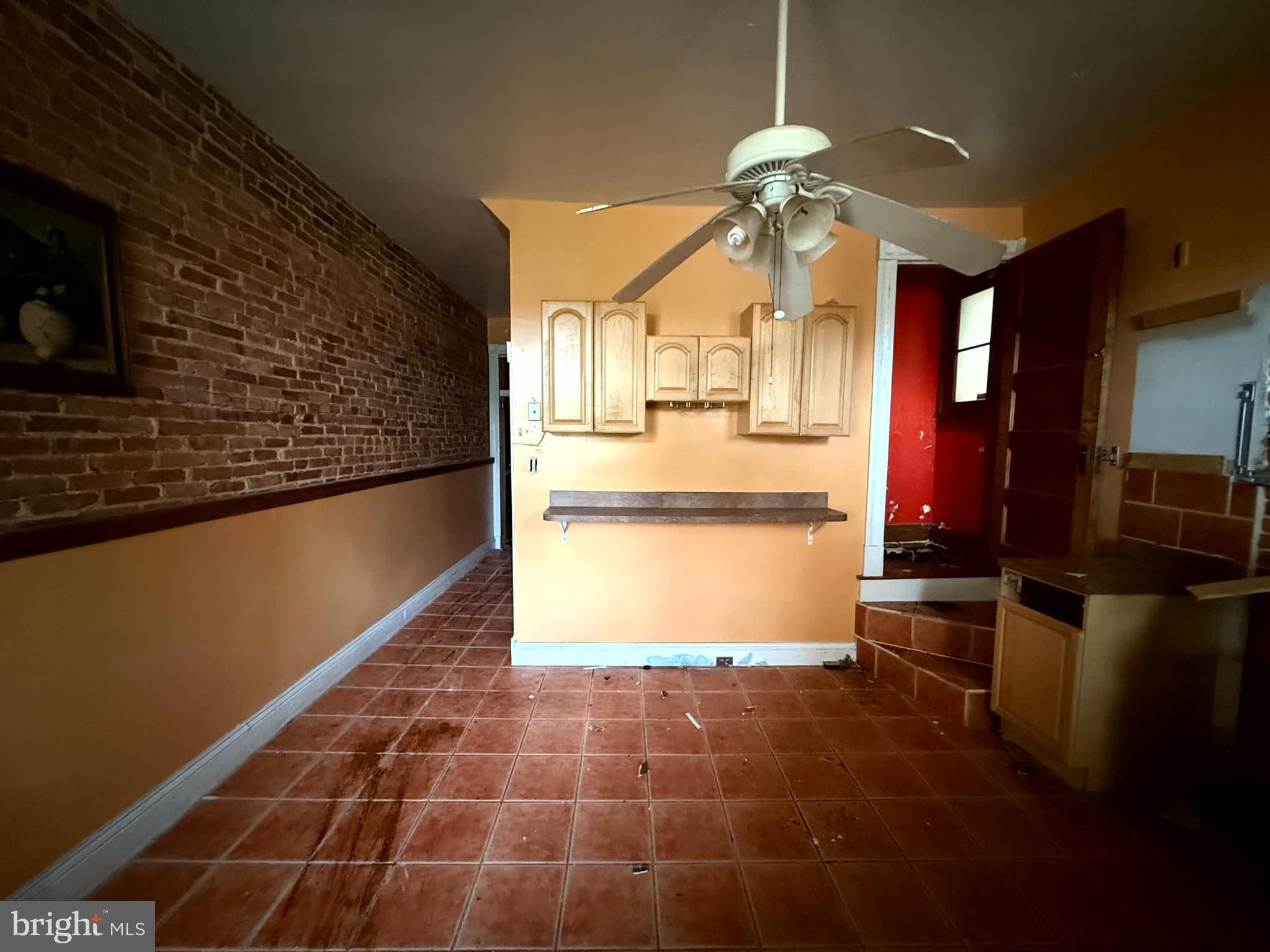 CHARLES VILLAGE - Residential