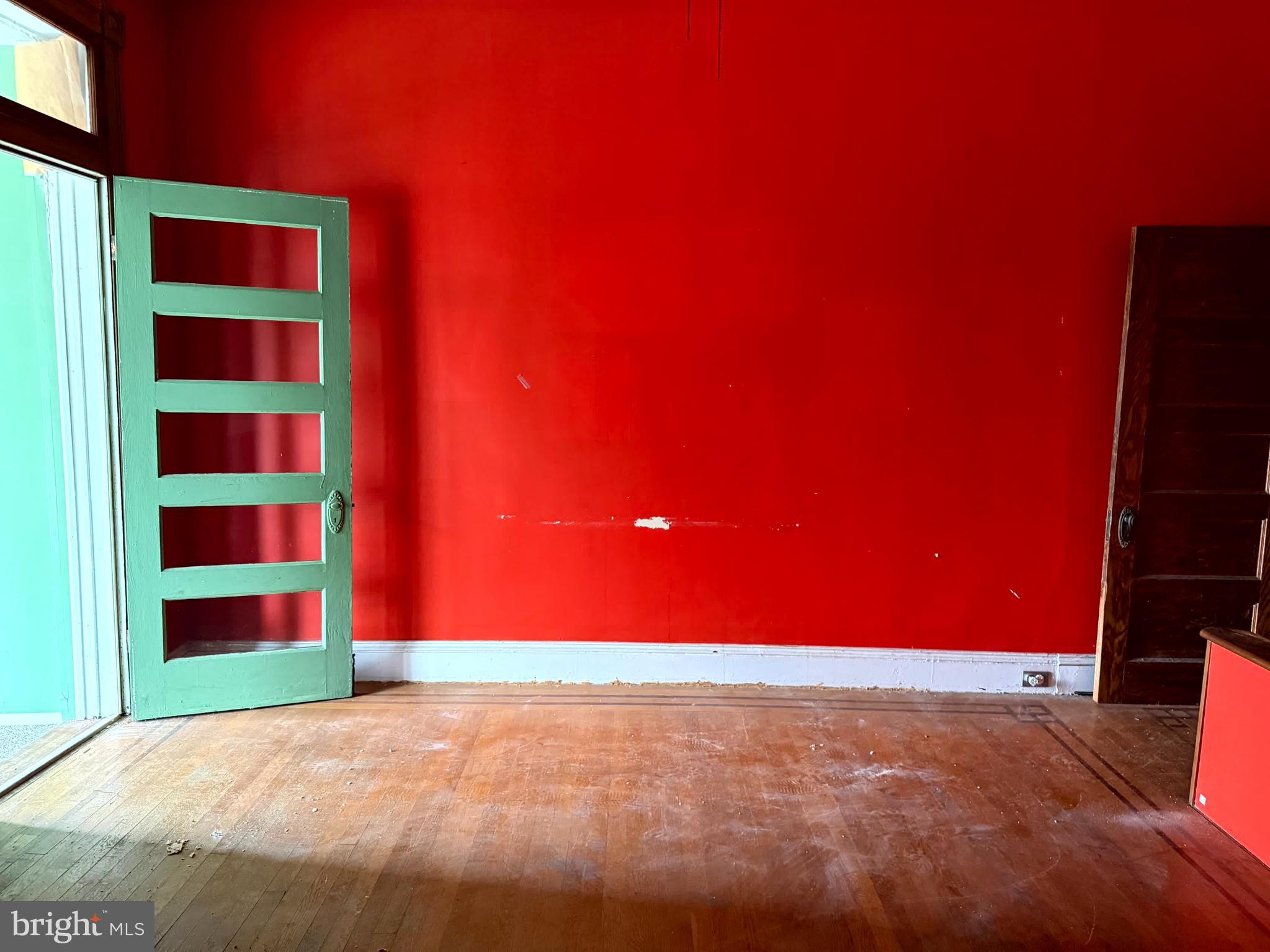 CHARLES VILLAGE - Residential