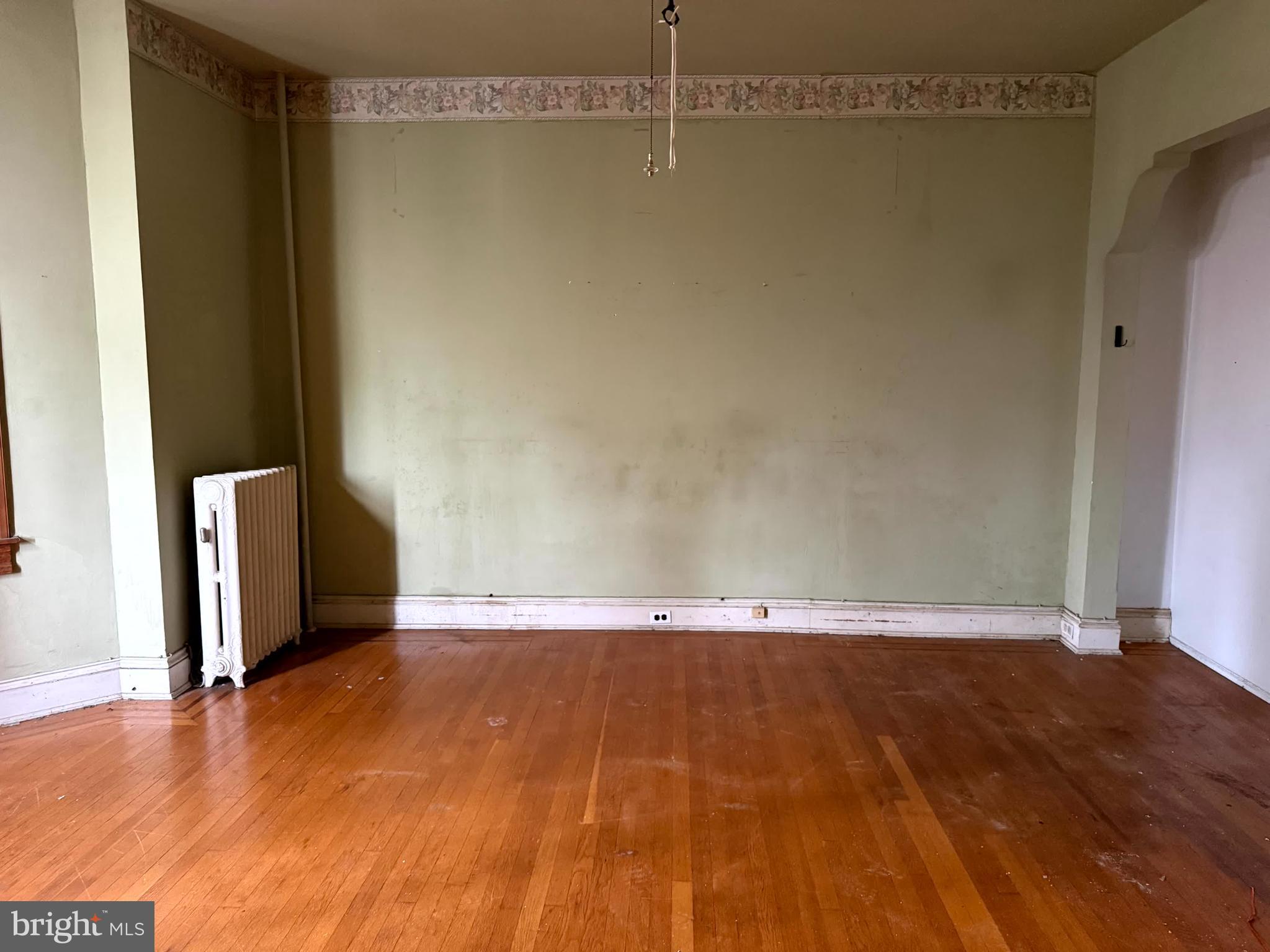 CHARLES VILLAGE - Residential