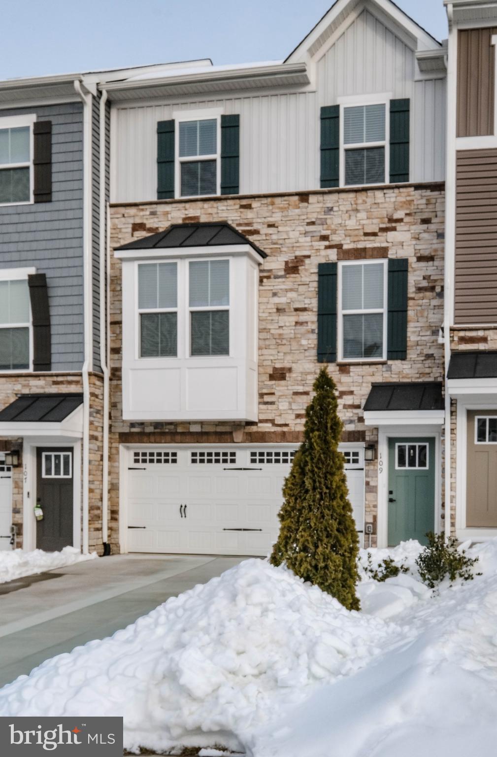 LAKE FREDERICK - Residential