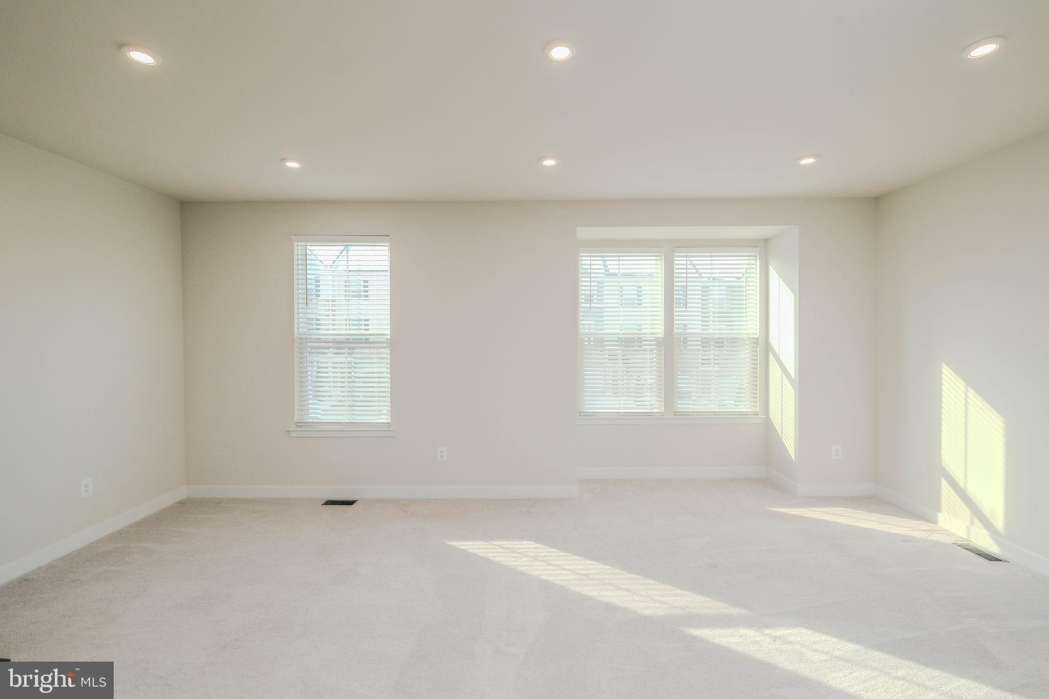 LAKE FREDERICK - Residential