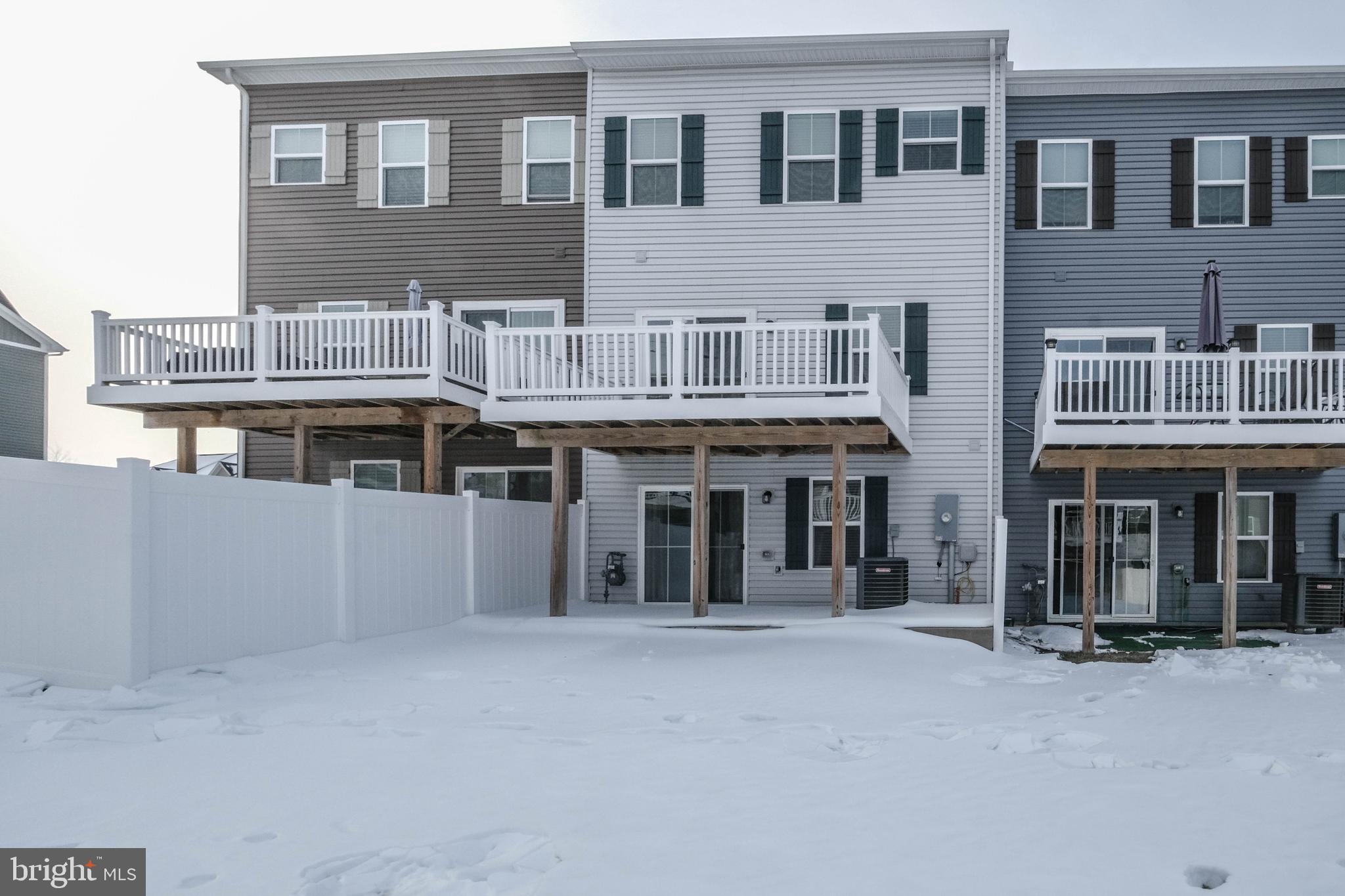 LAKE FREDERICK - Residential