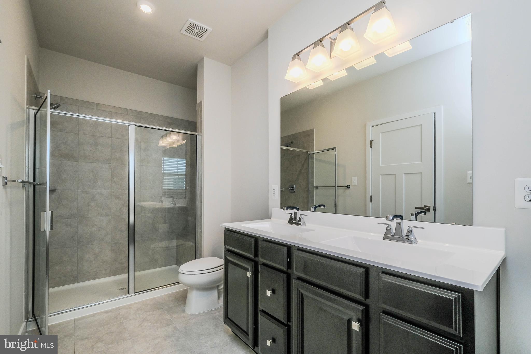 LAKE FREDERICK - Residential