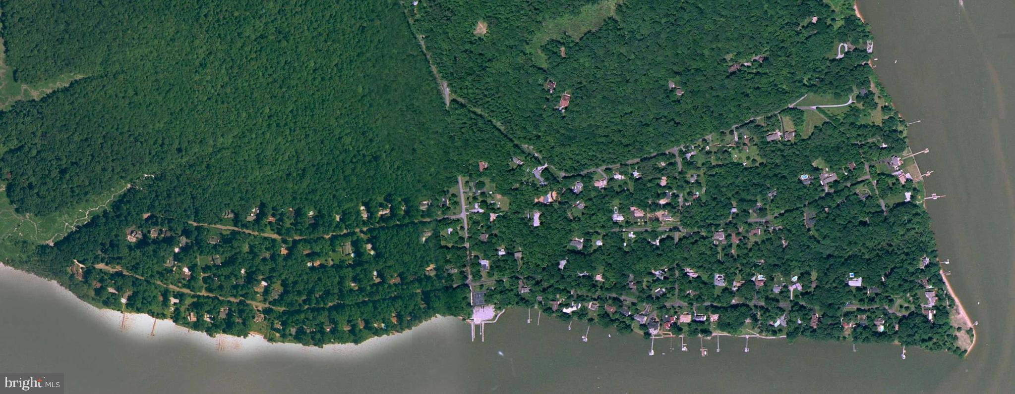 HALLOWING POINT RIVER ESTATES - Residential