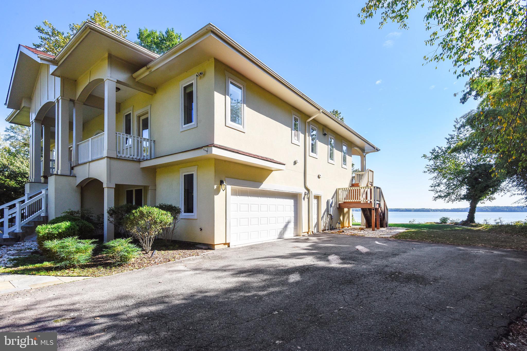 HALLOWING POINT RIVER ESTATES - Residential