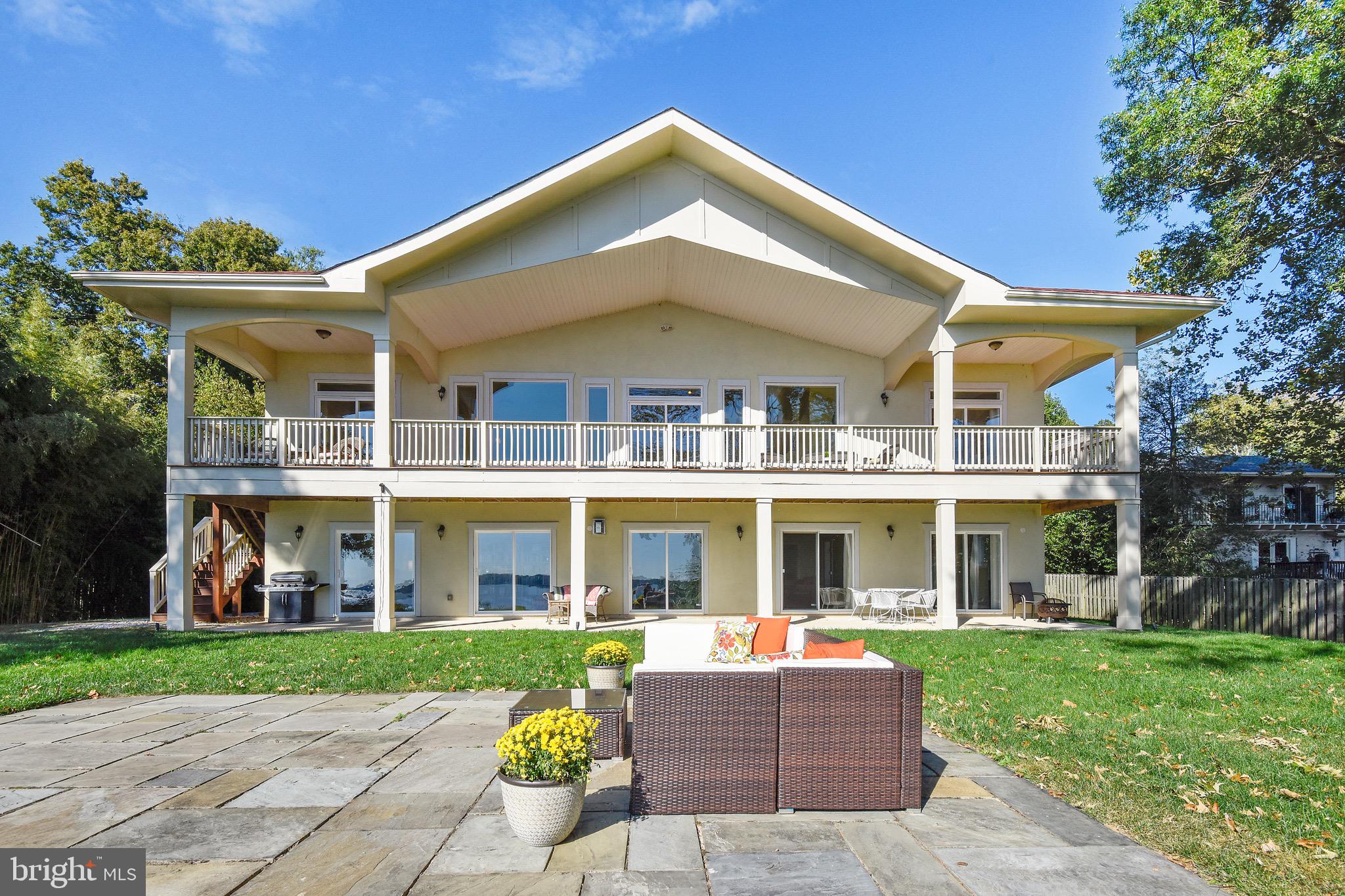 HALLOWING POINT RIVER ESTATES - Residential