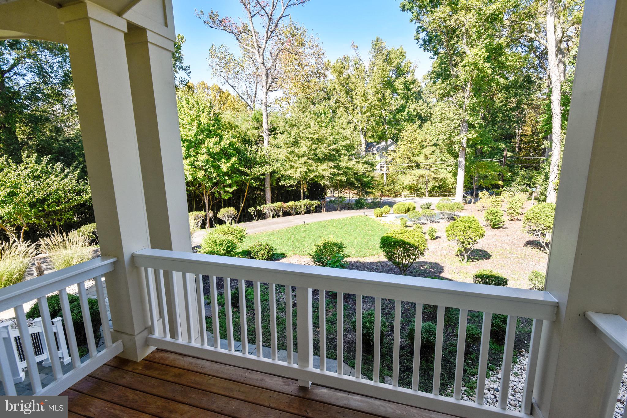 HALLOWING POINT RIVER ESTATES - Residential