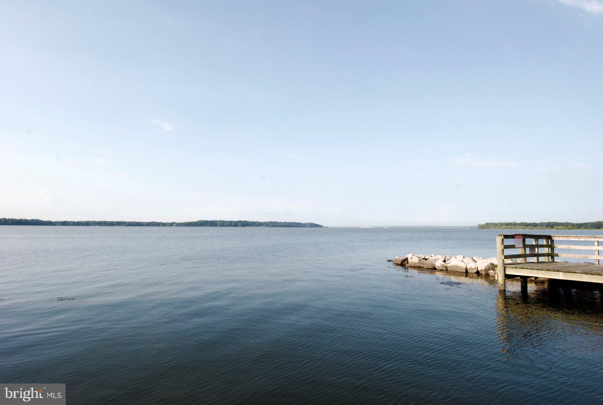 HALLOWING POINT RIVER ESTATES - Residential