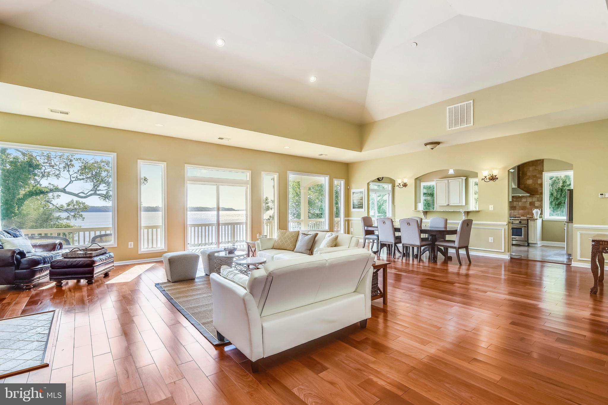 HALLOWING POINT RIVER ESTATES - Residential