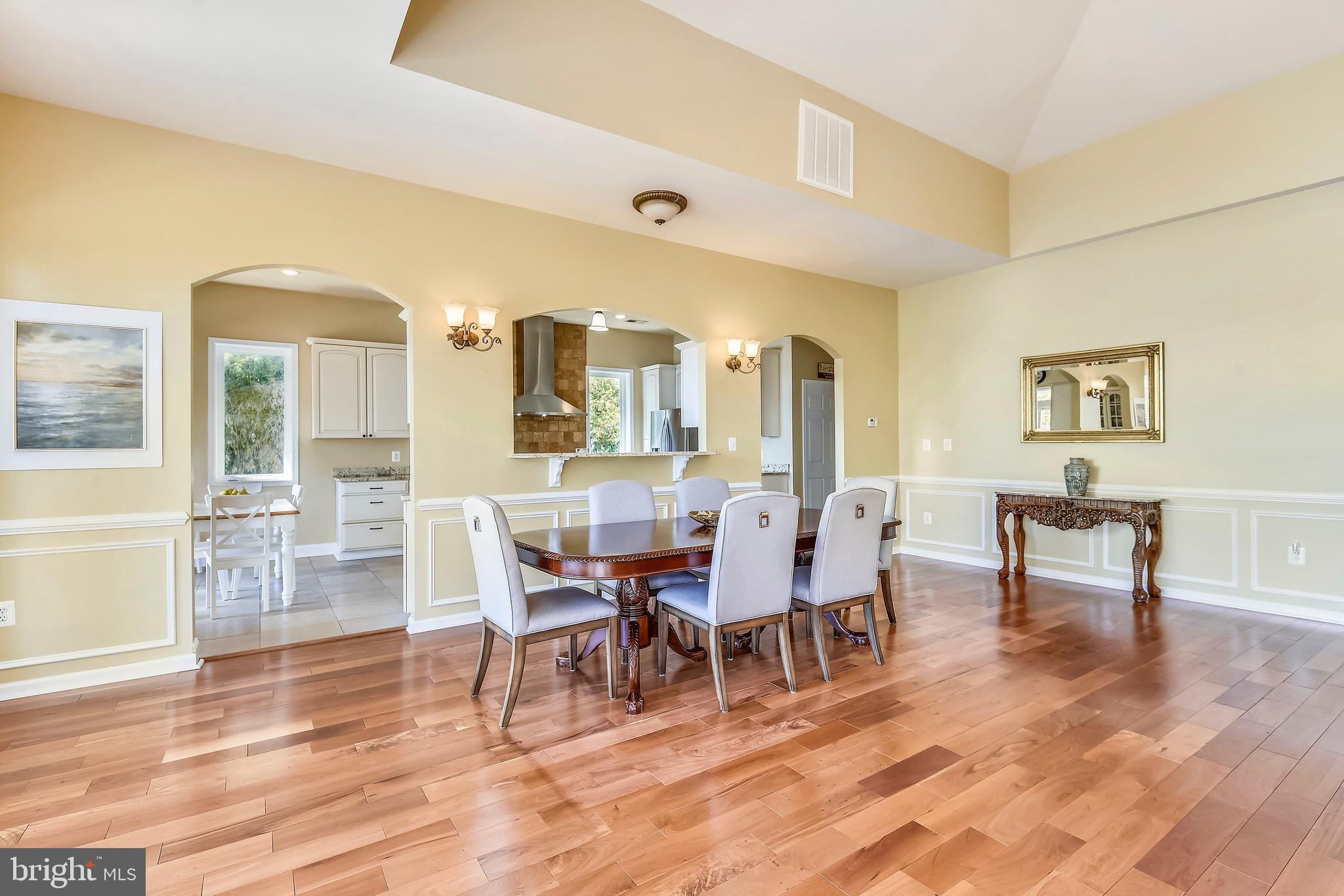 HALLOWING POINT RIVER ESTATES - Residential