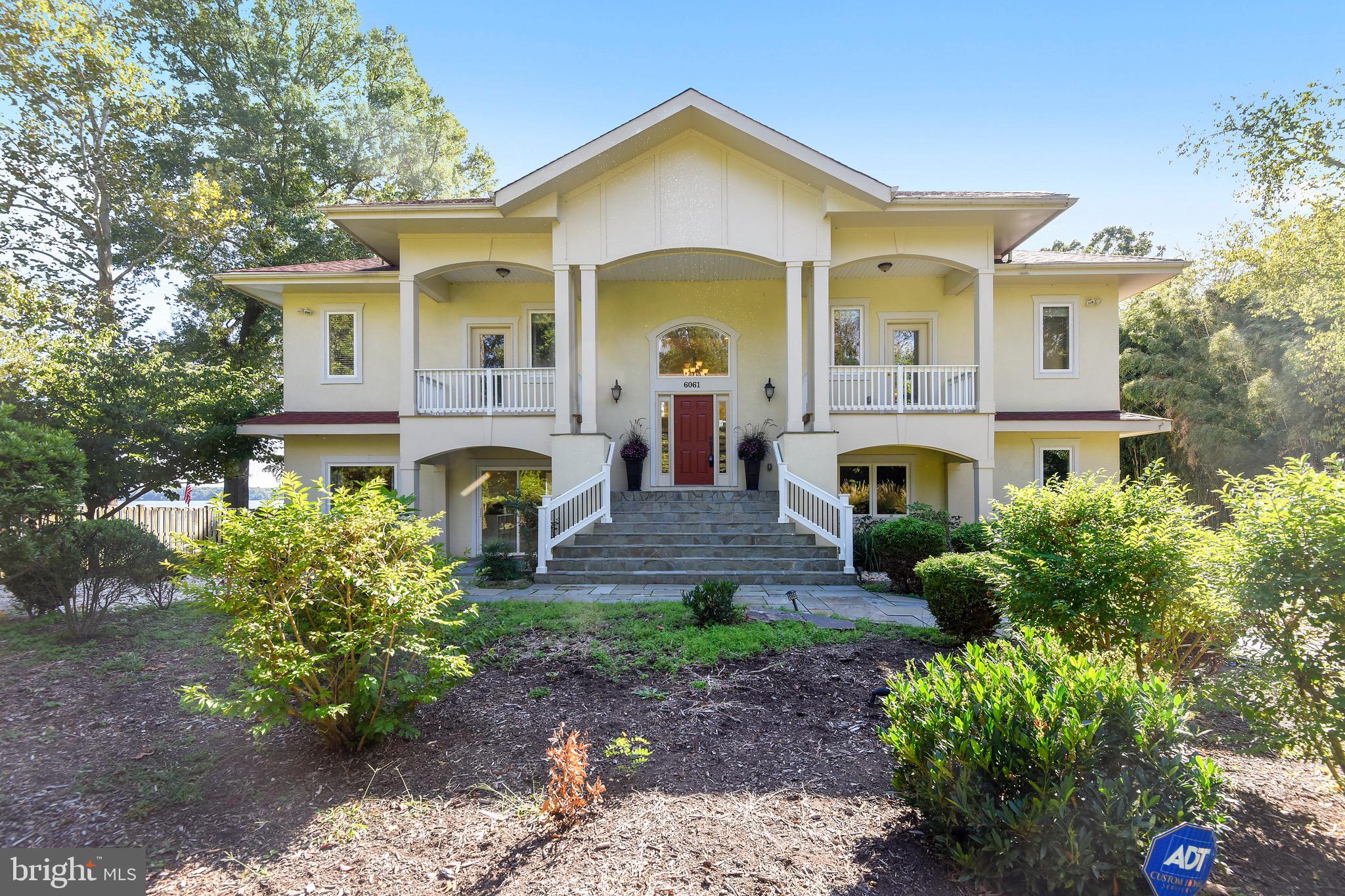 HALLOWING POINT RIVER ESTATES - Residential