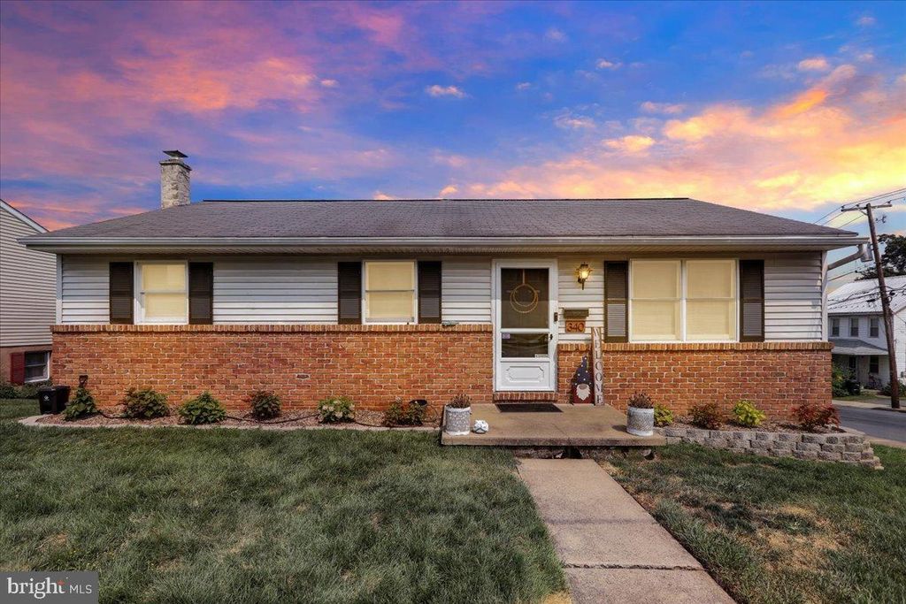 Photo of 340 Lincoln Avenue, EPHRATA, PA 17522 (MLS # PALA2074356)