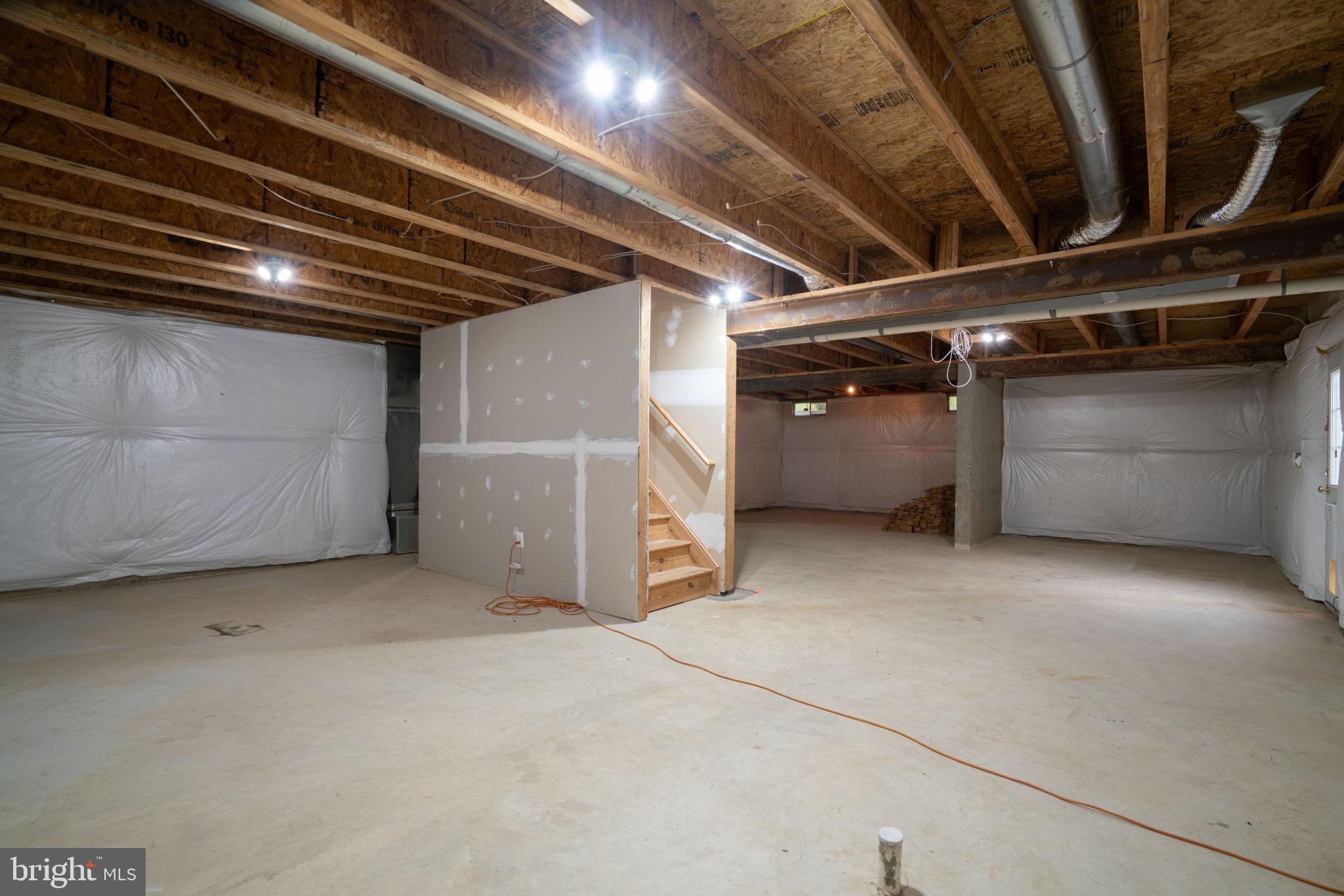 WAYSIDE VILLAGE - Residential