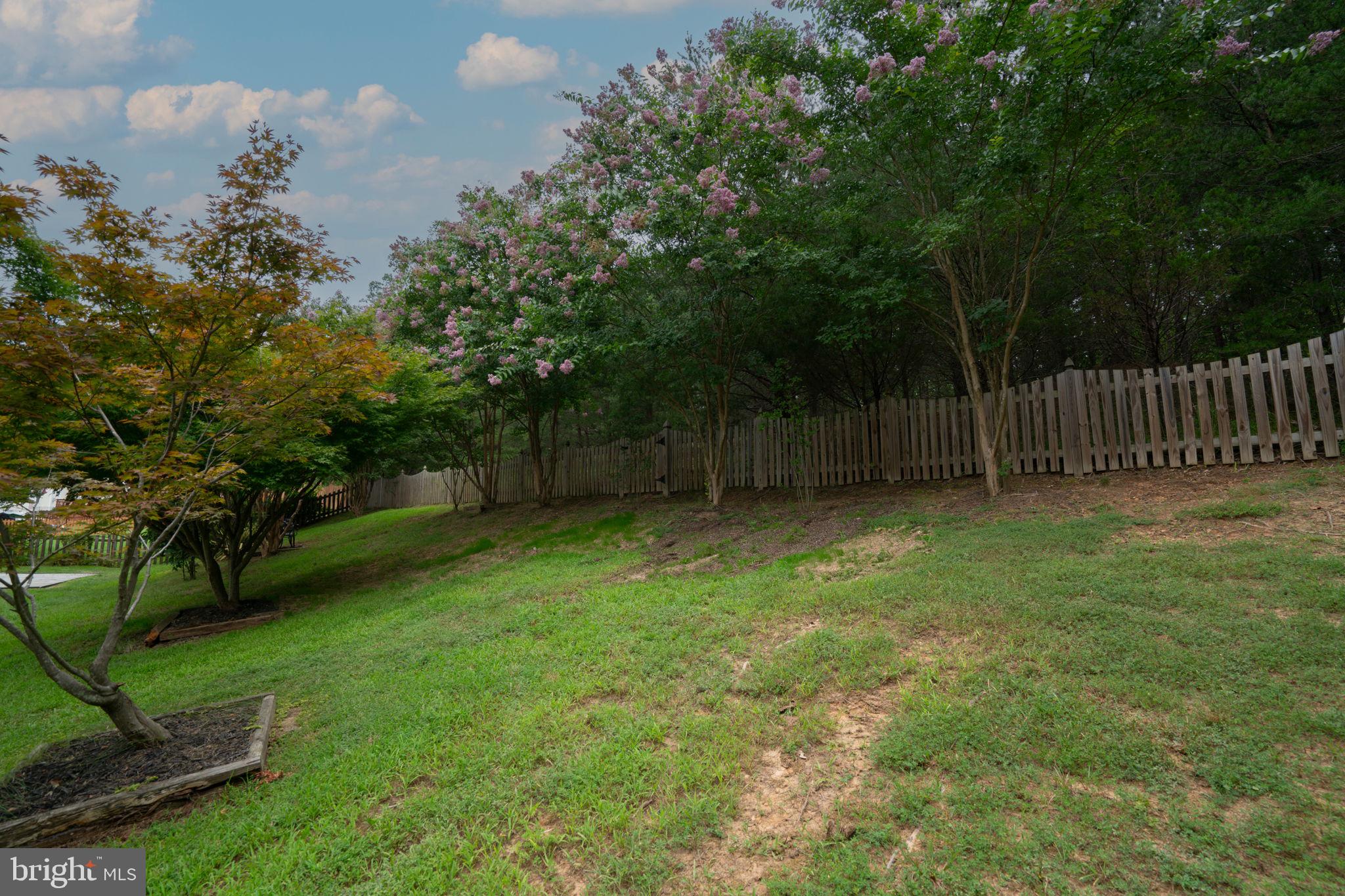 WAYSIDE VILLAGE - Residential