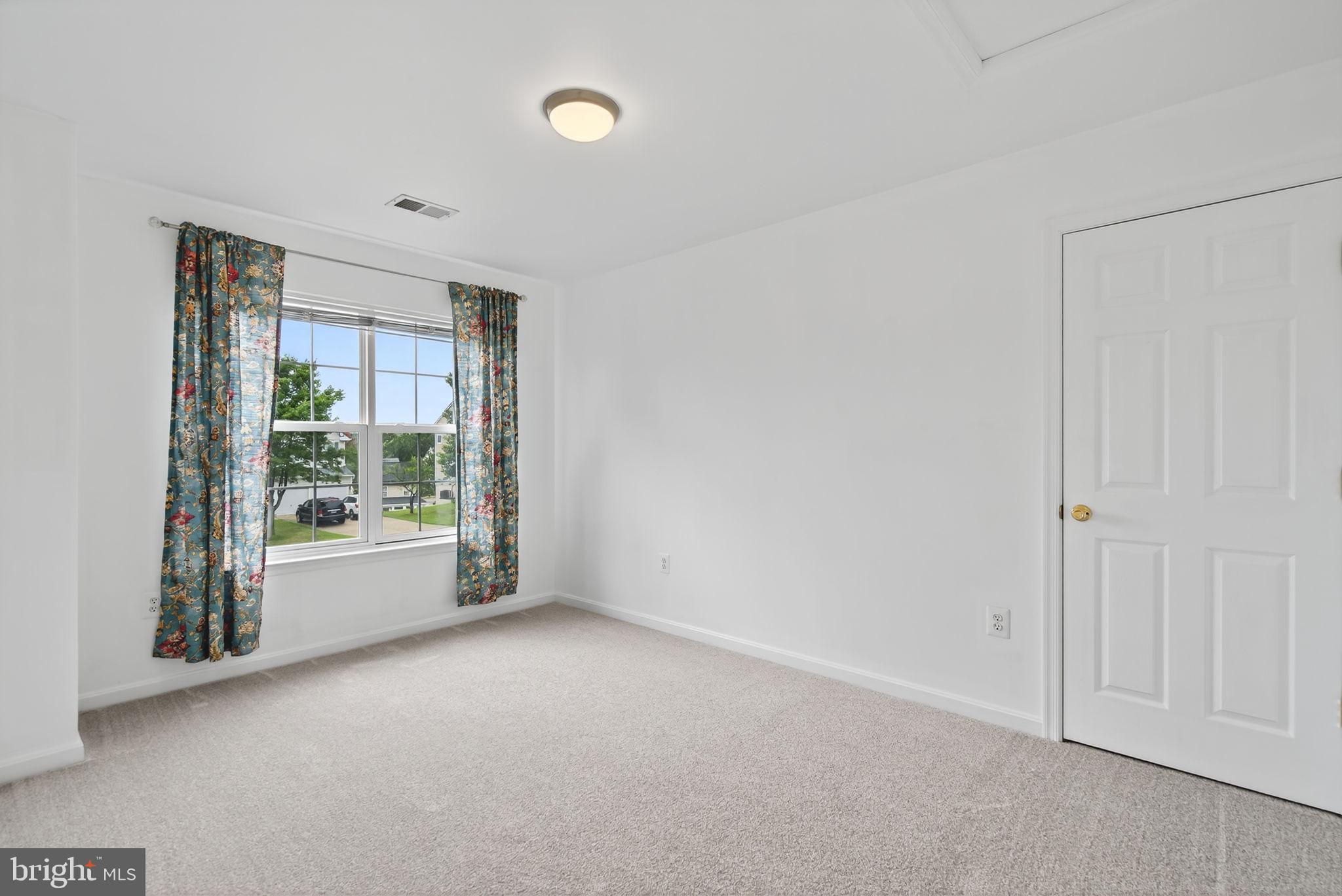 WAYSIDE VILLAGE - Residential