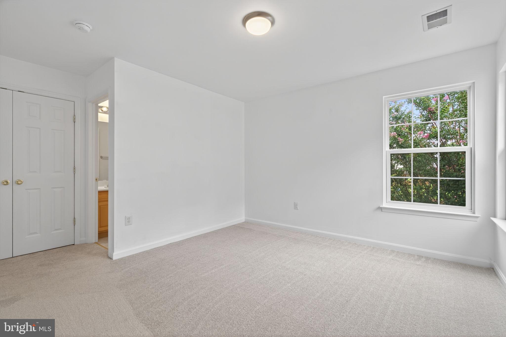 WAYSIDE VILLAGE - Residential