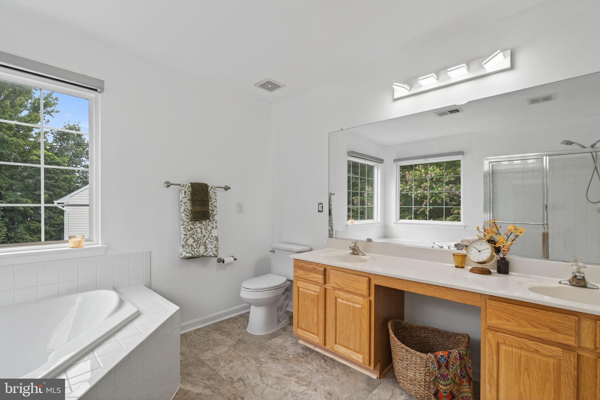 WAYSIDE VILLAGE - Residential