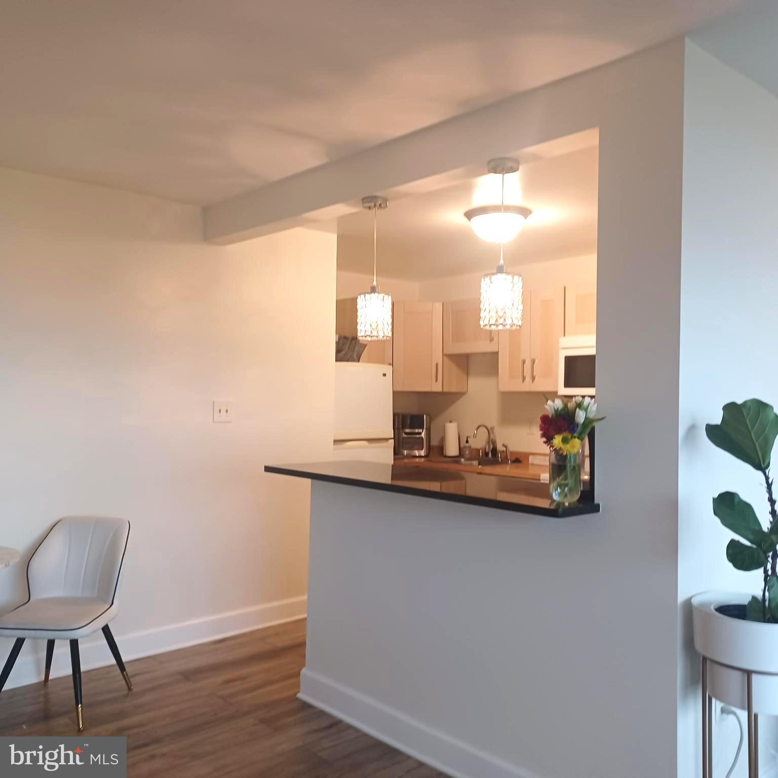 SKYLINE PLAZA - Residential Lease