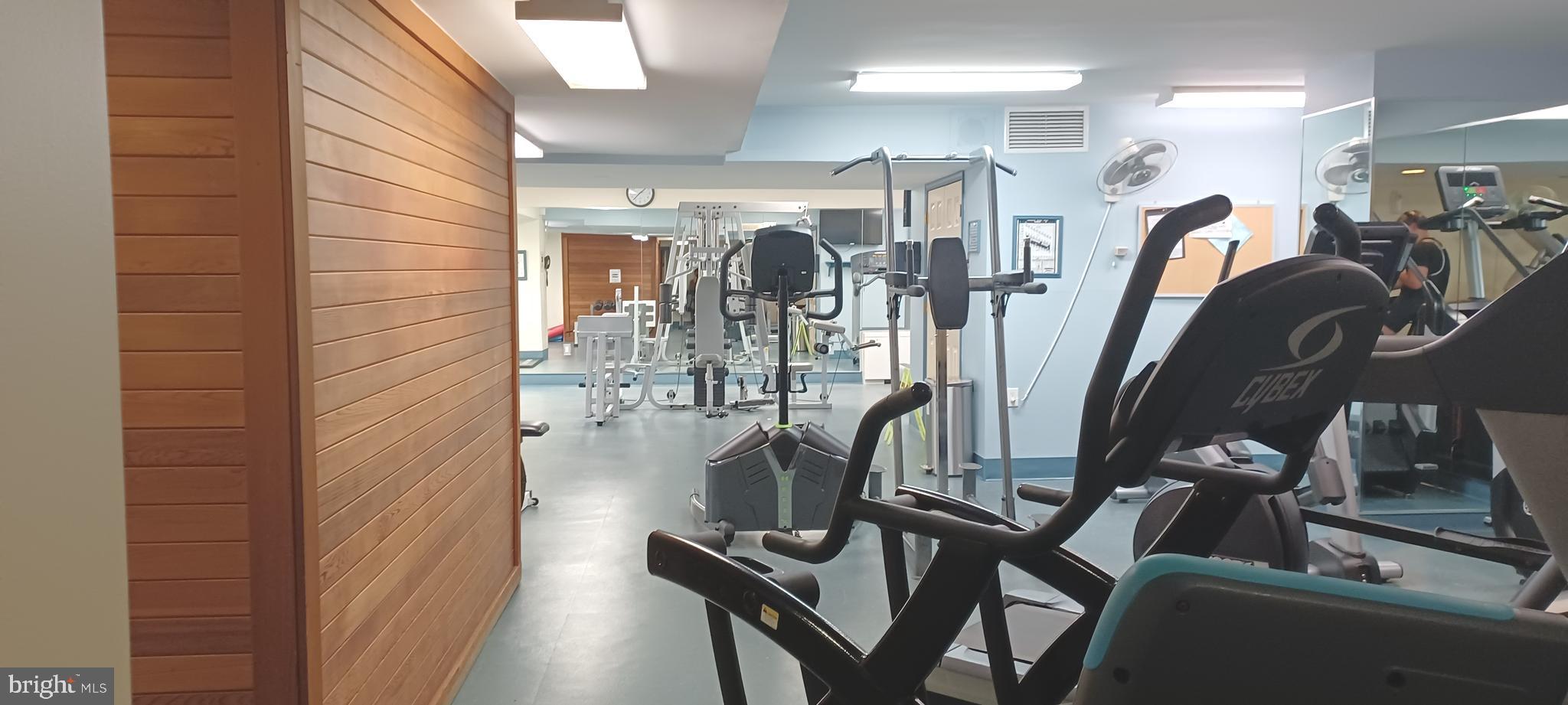 SKYLINE PLAZA - Residential Lease