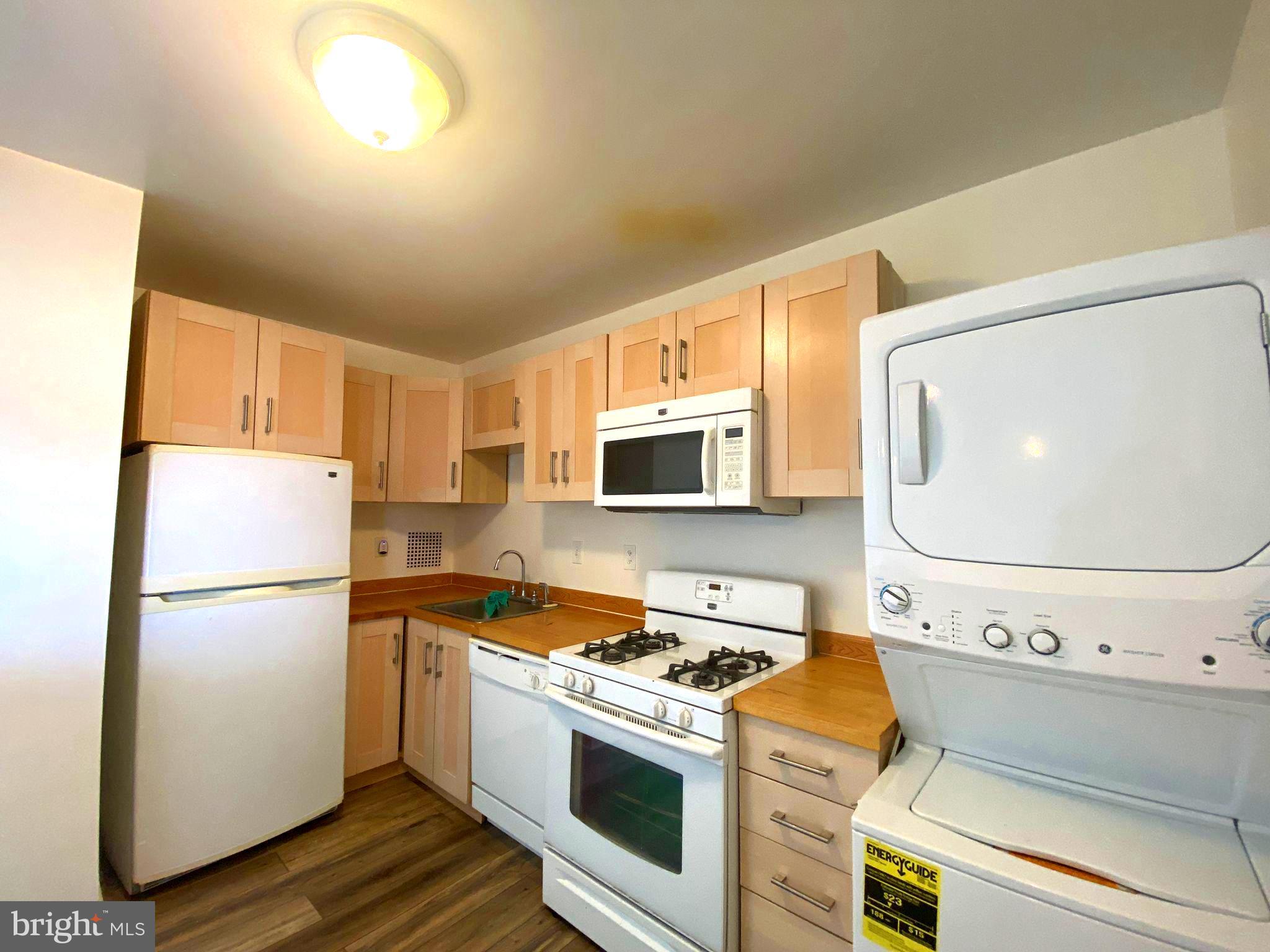 SKYLINE PLAZA - Residential Lease